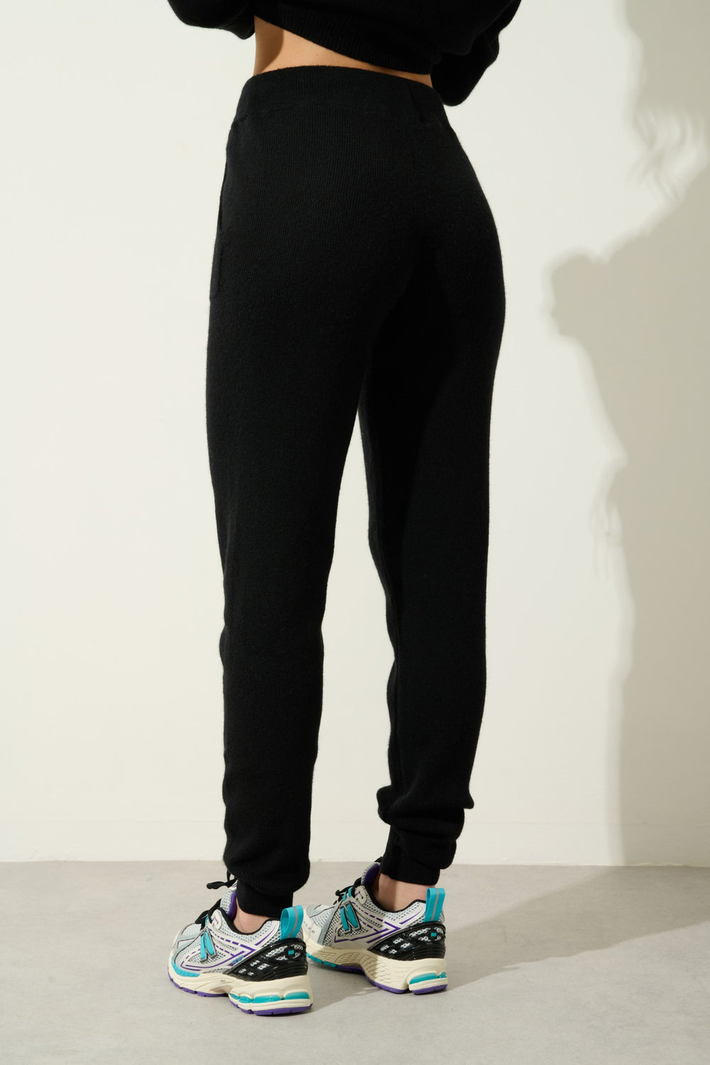 anika jogging noir 100% cachemire