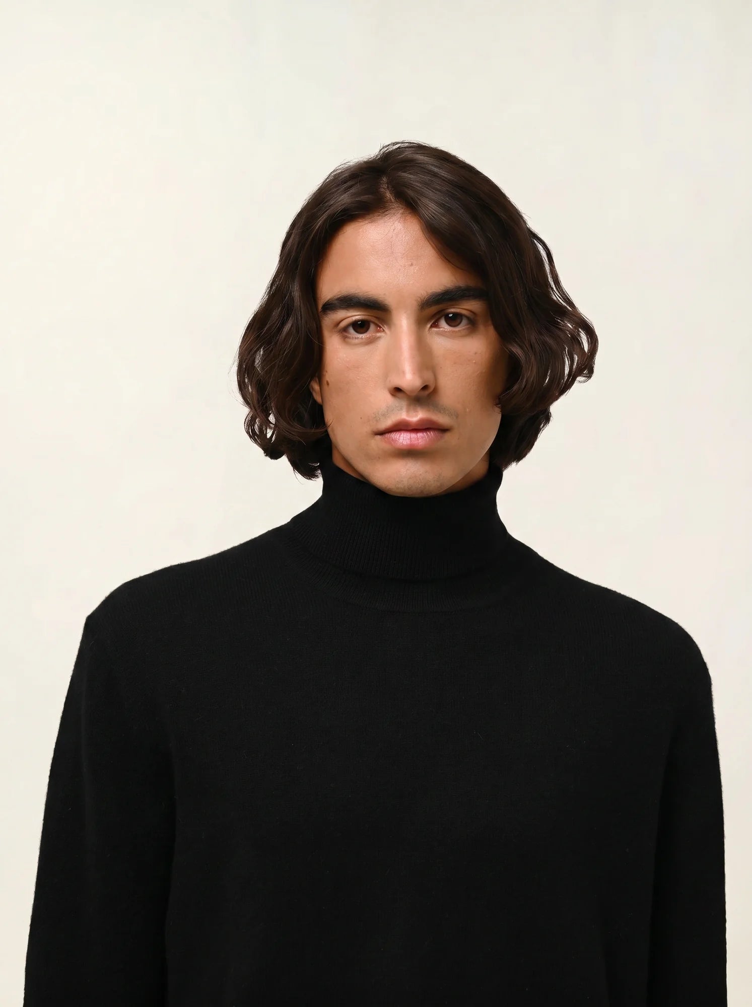 BANGE pull col roulé noir