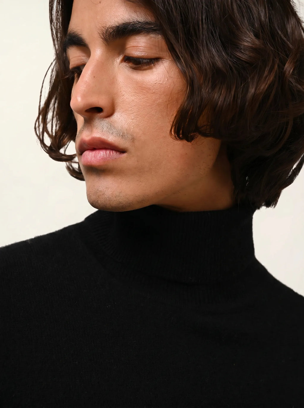 BANGE pull col roulé noir