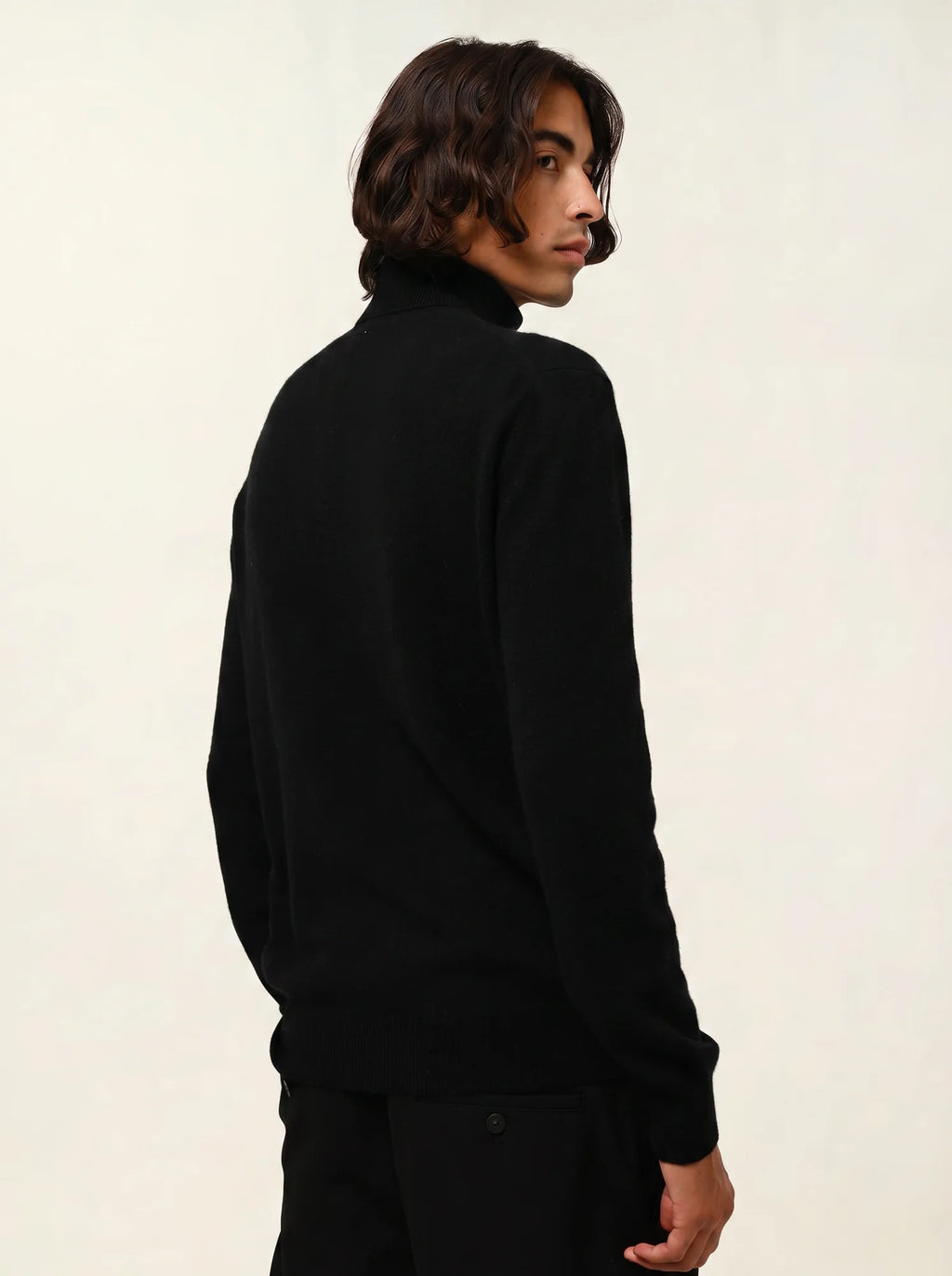 BANGE pull col roulé noir