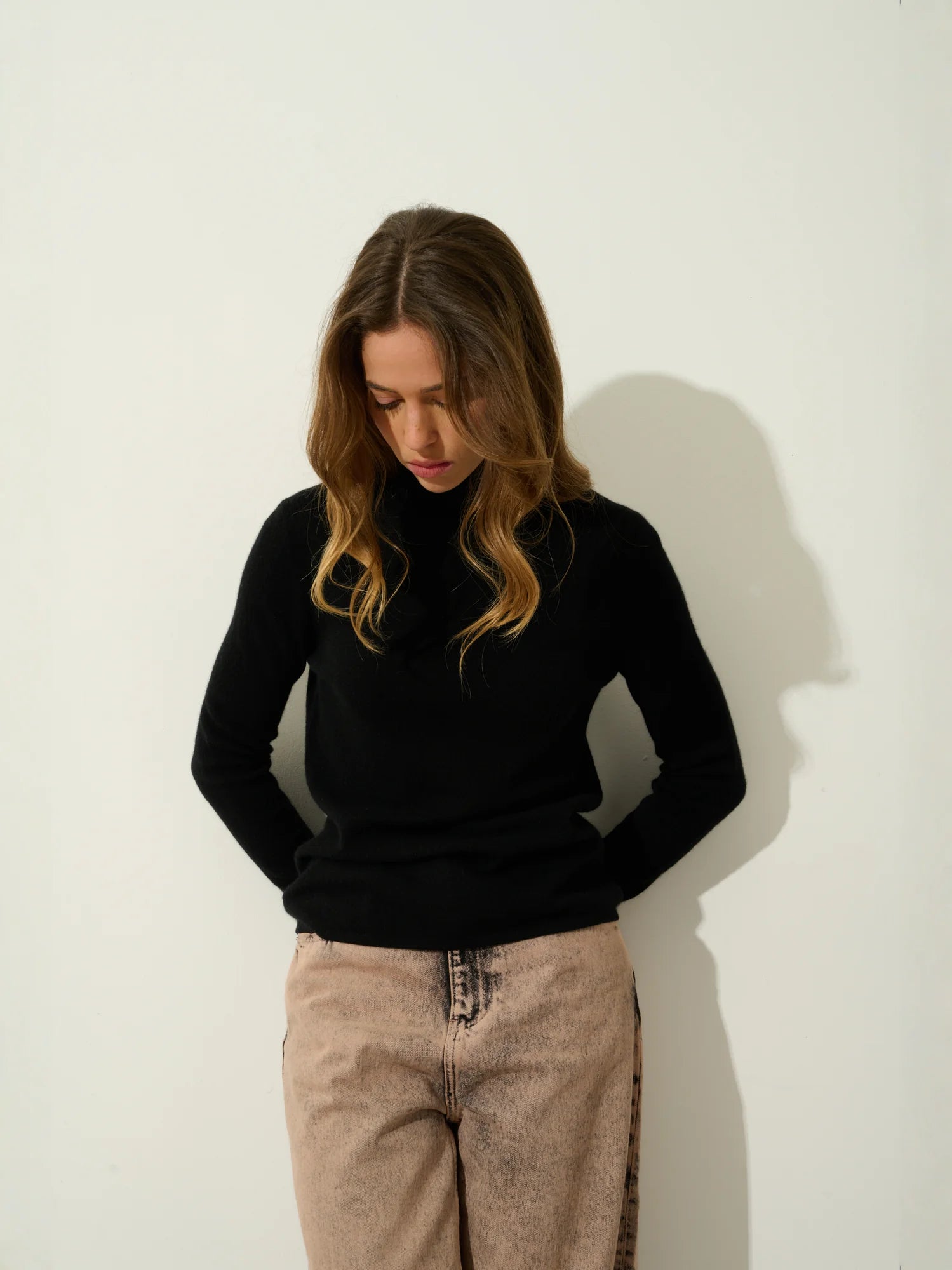 BISE pull col roulé noir