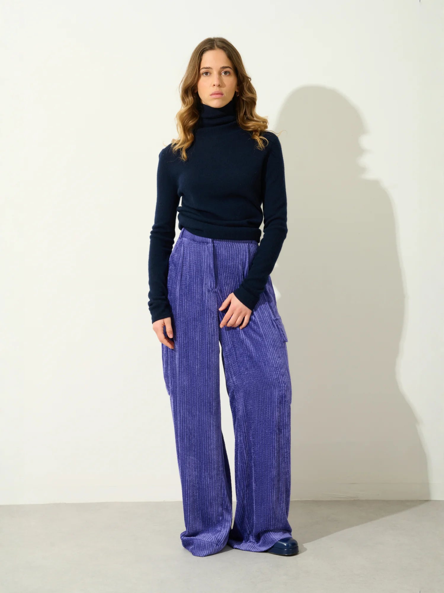 BISE pull col roulé bleu marine