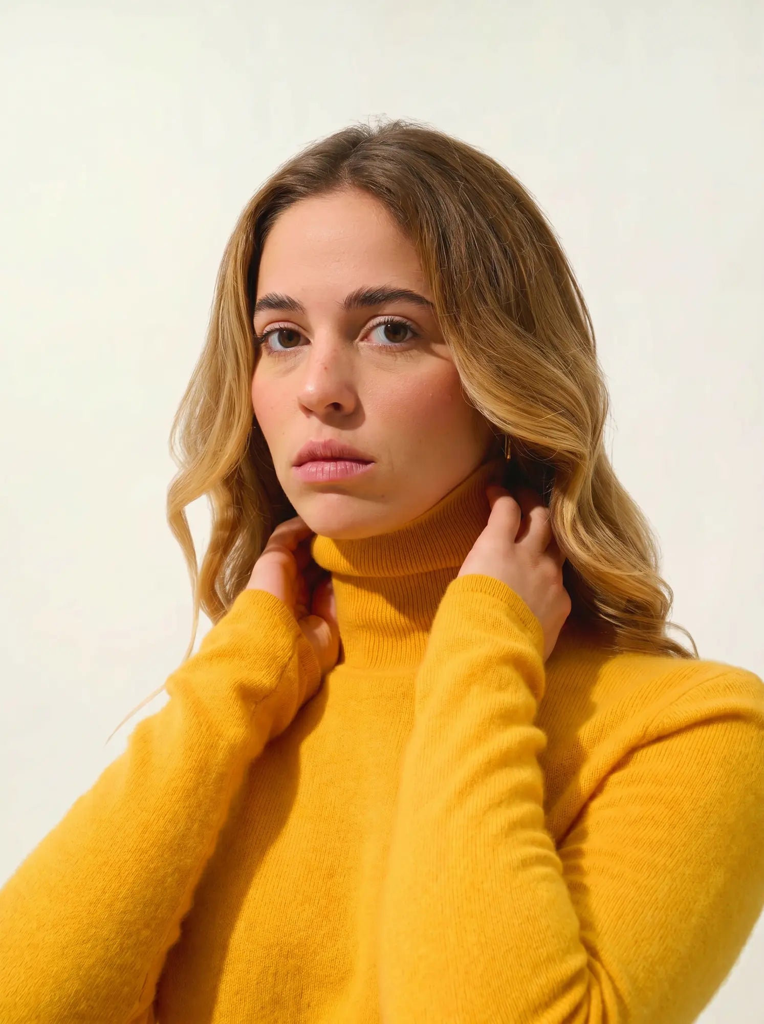 BISE Sweater Turtleneck Turmeric