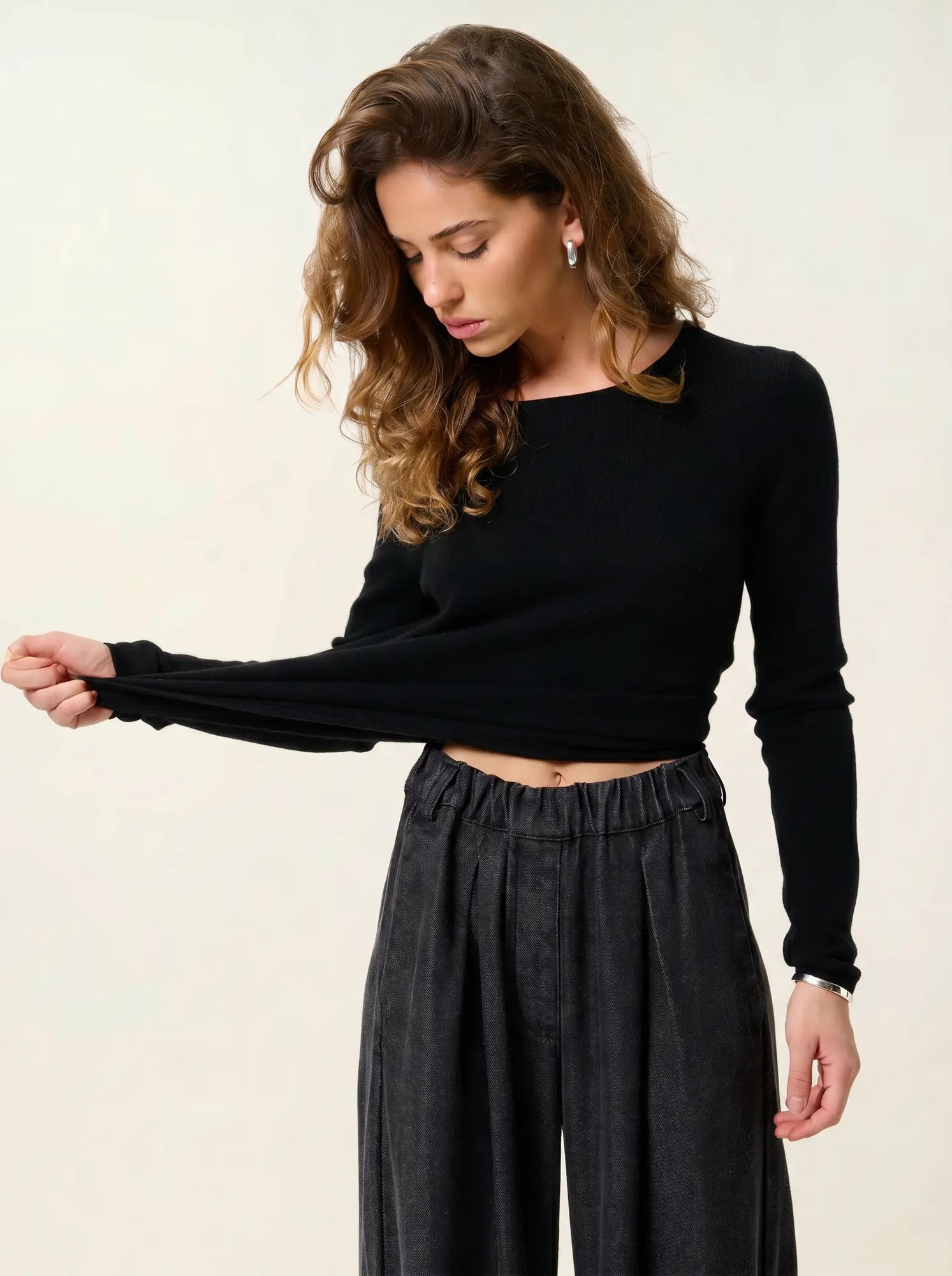 EPÉNA pull col rond noir