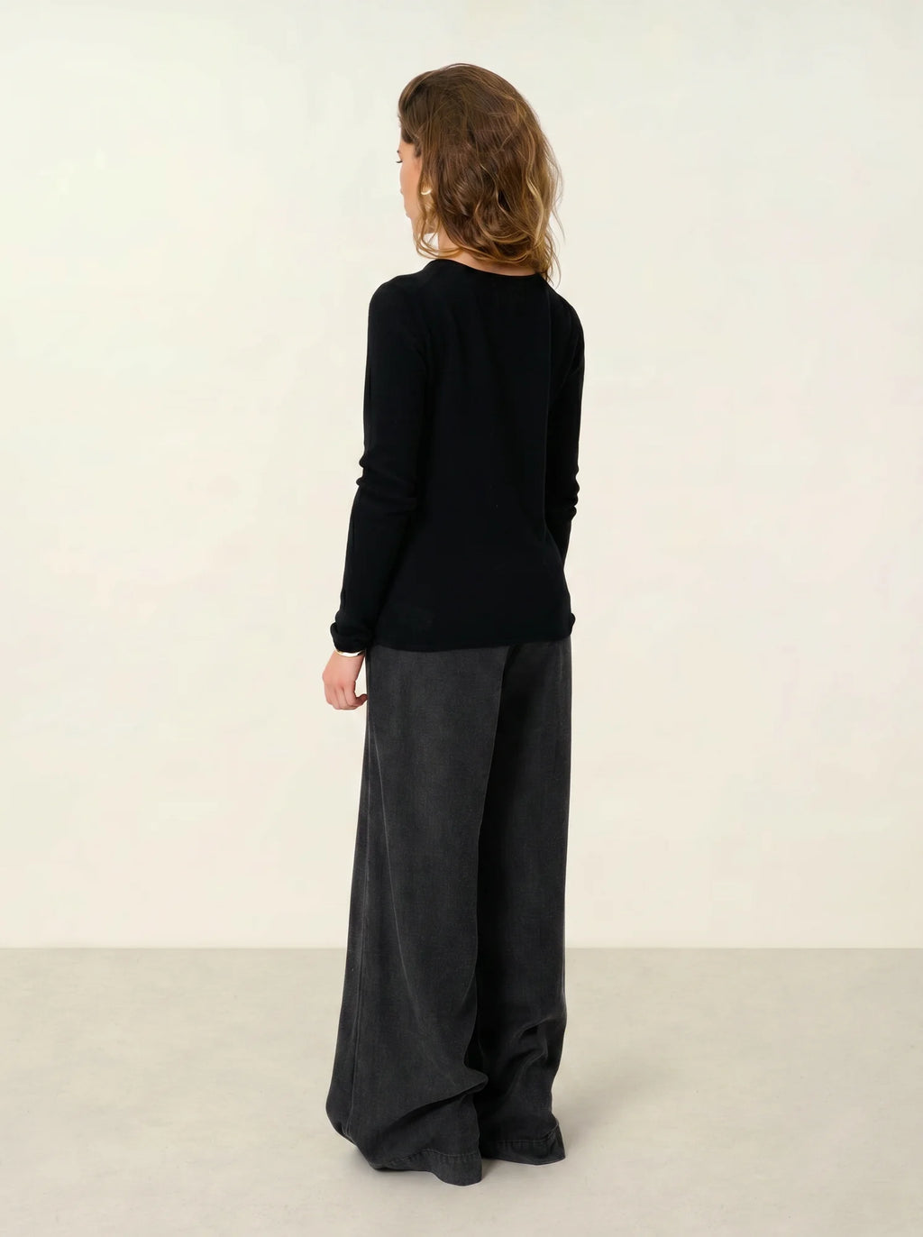 EPÉNA pull col rond noir