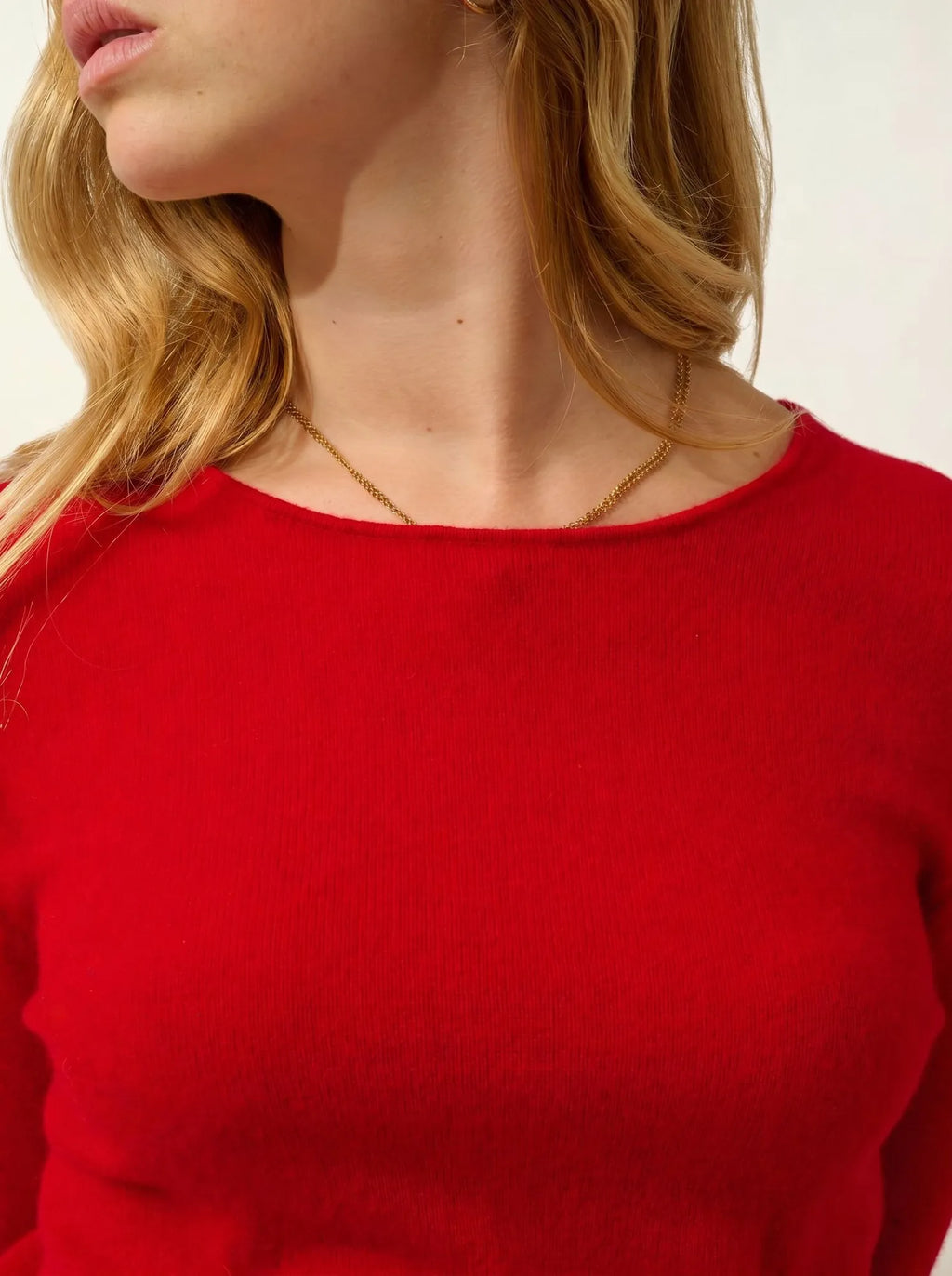 EPÉNA pull col rond rouge