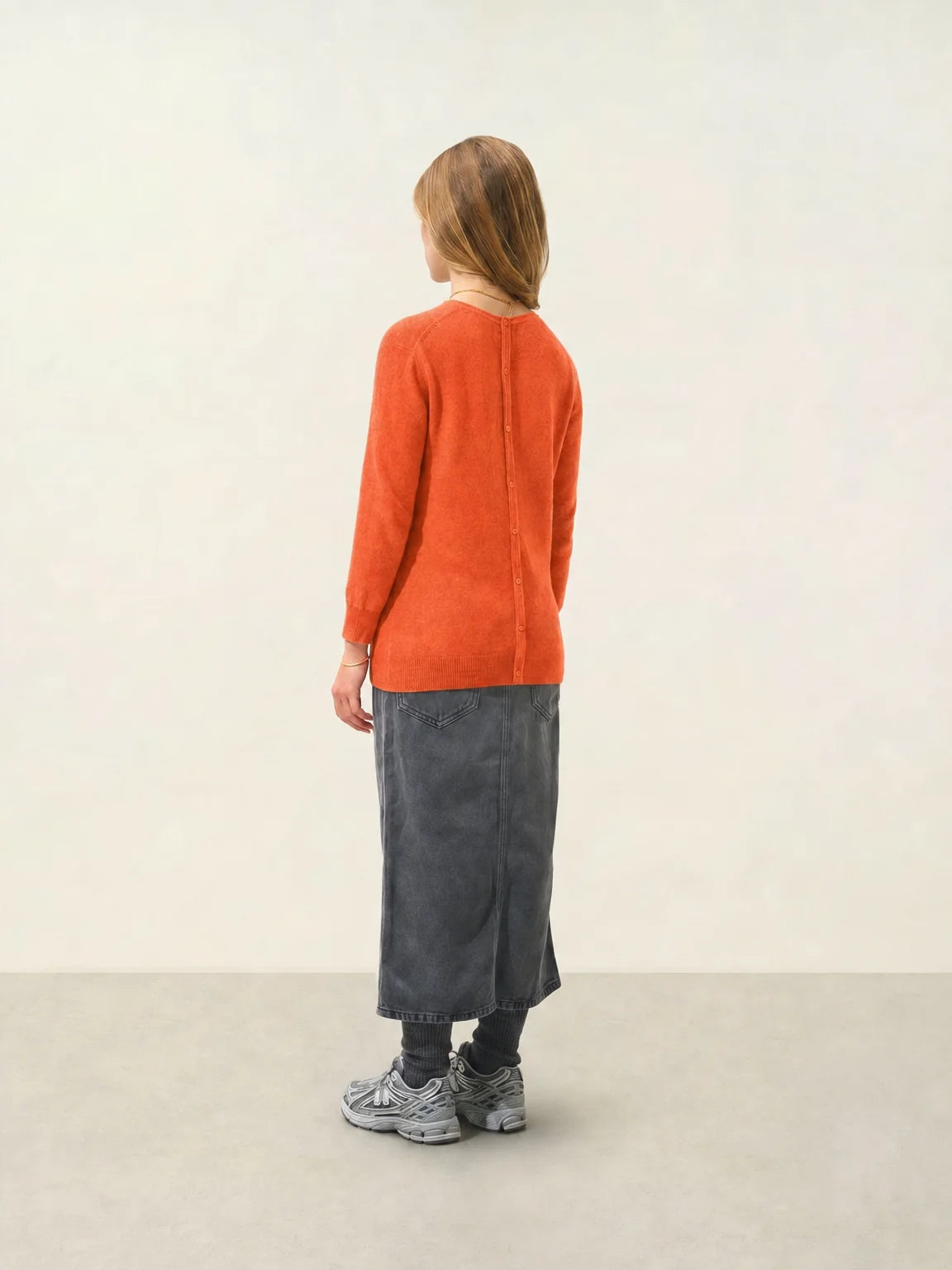 ESTARIS Sweater Crew Neck Buttoned Back Orange