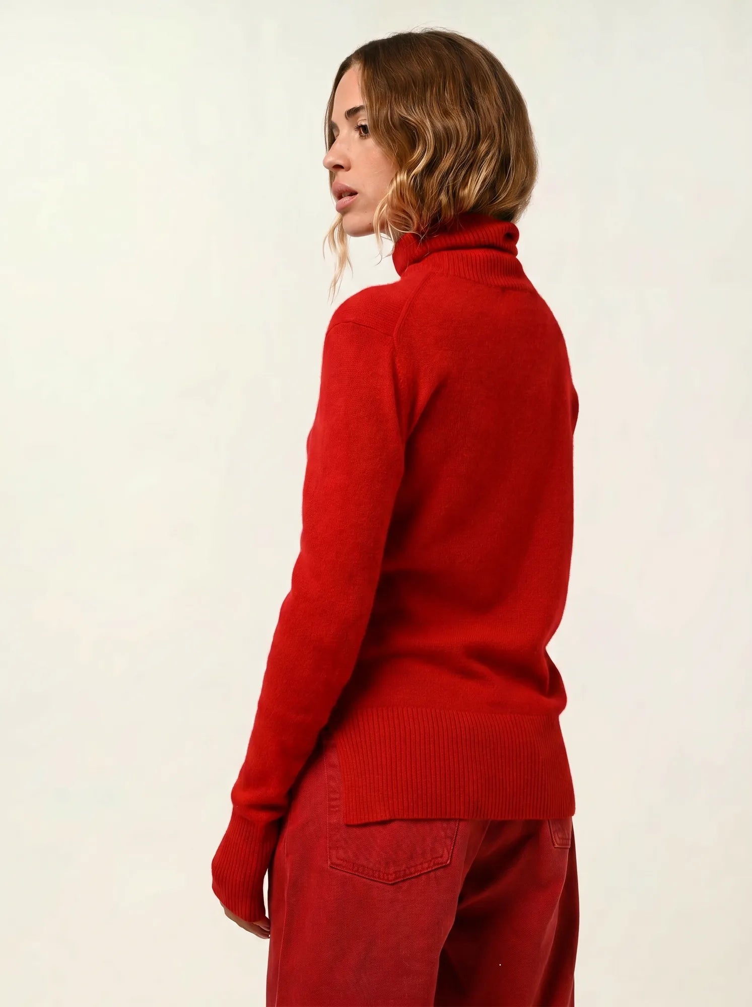 FORNET pull col roulé rouge