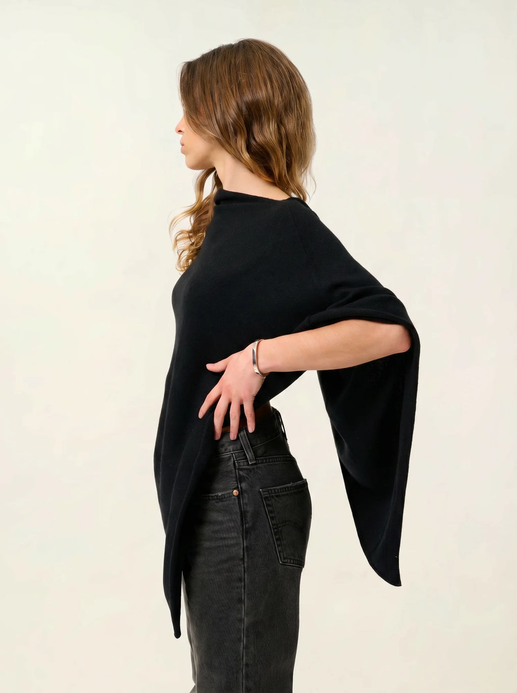 CARRA poncho noir