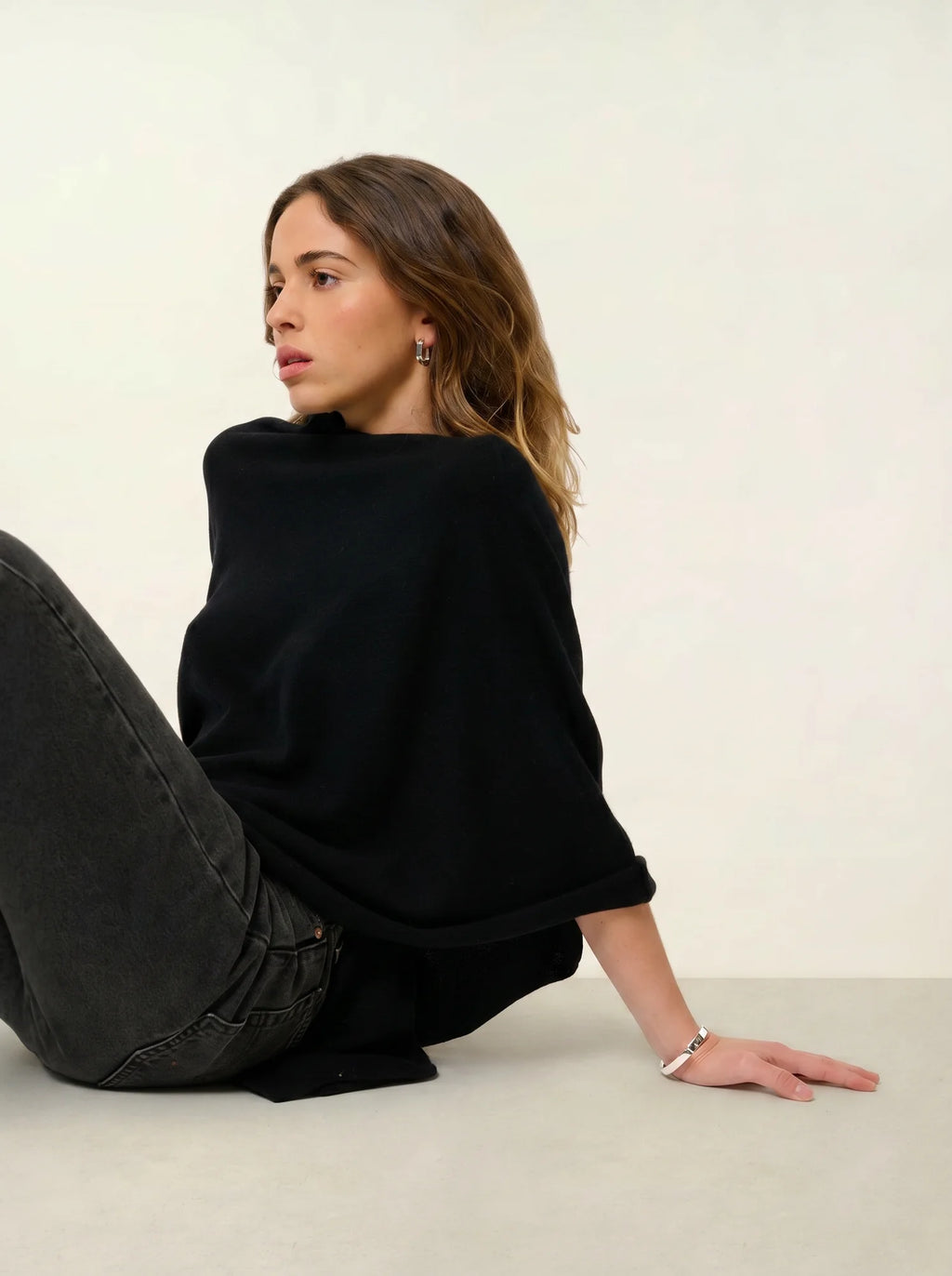 CARRA poncho noir
