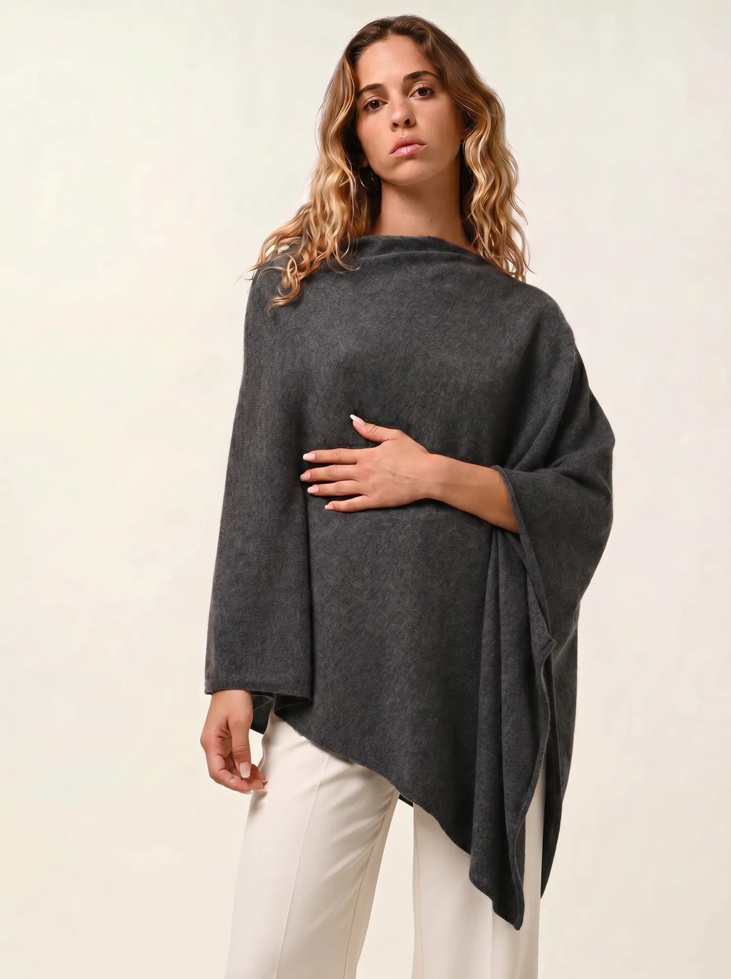 CARRA poncho anthracite chiné