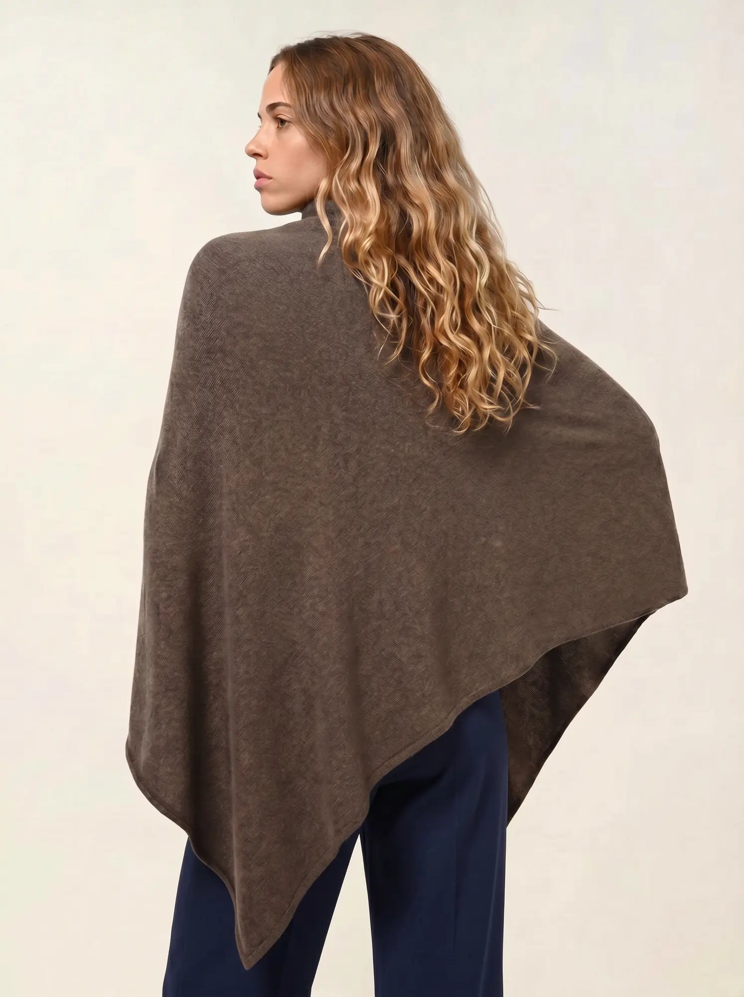 CARRA poncho taupe chiné
