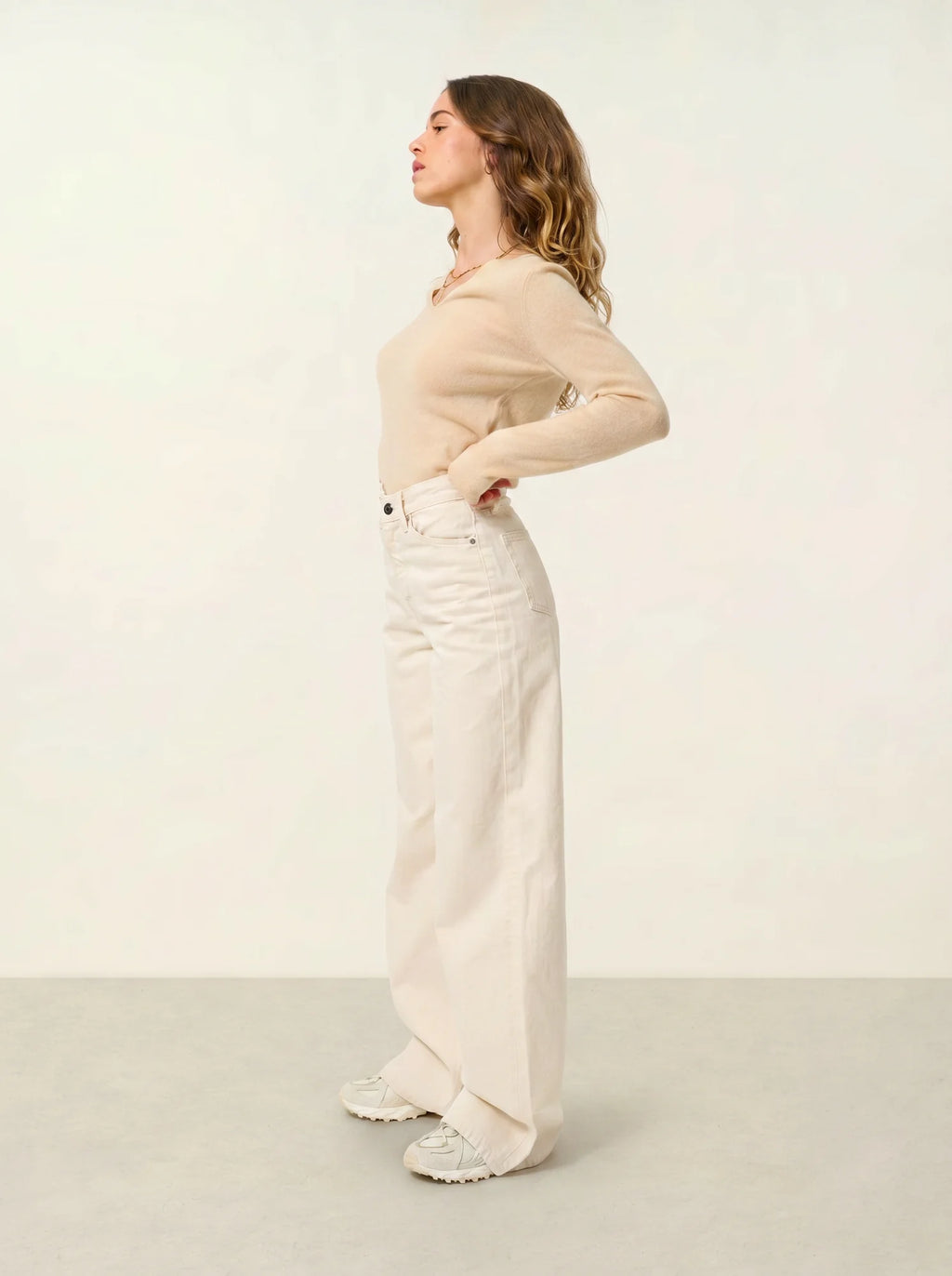 GALISE Pullover V-Ausschnitt Sand