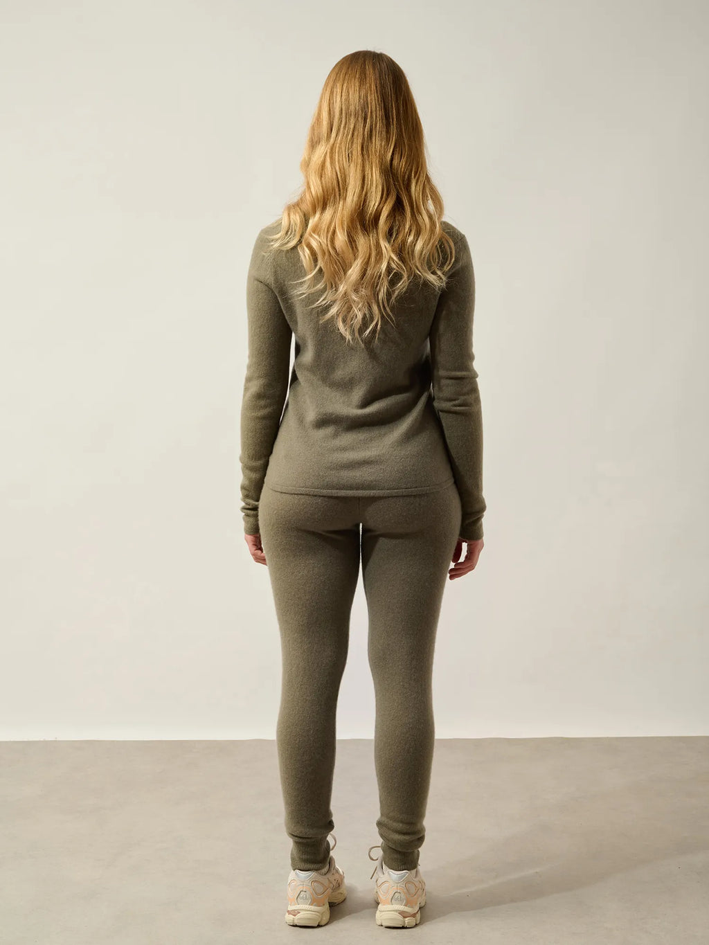 GALISE Sweater V-Neck Army Green
