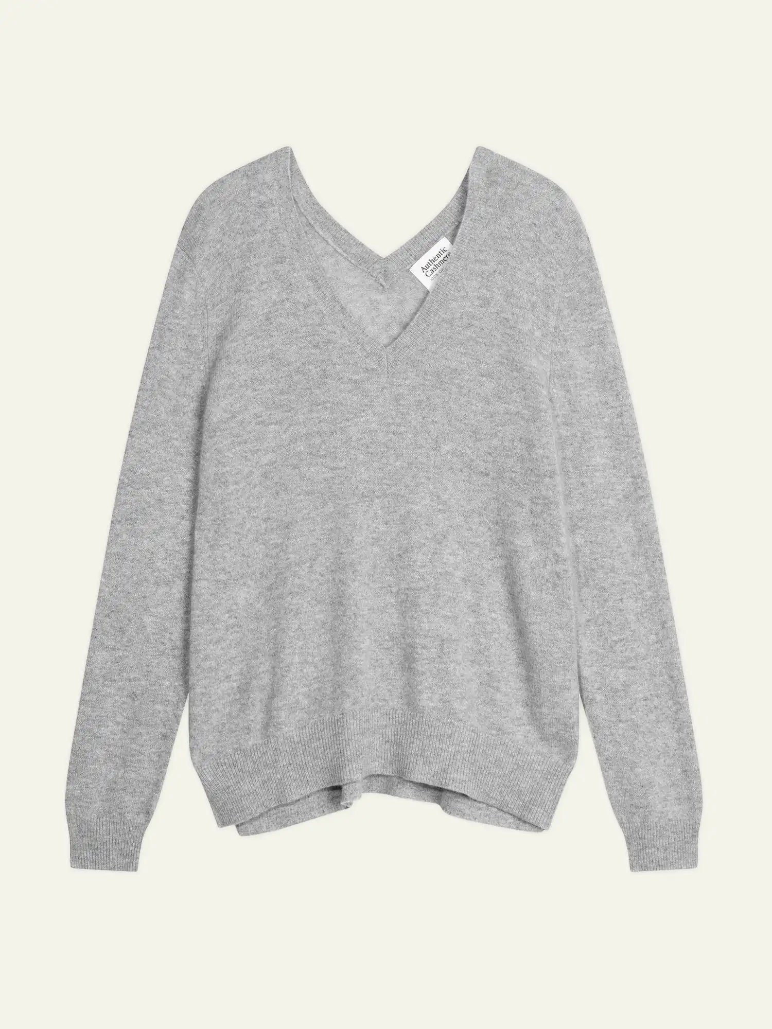 GIEGN Sweater V-Neck Front and Back Heather Cloud