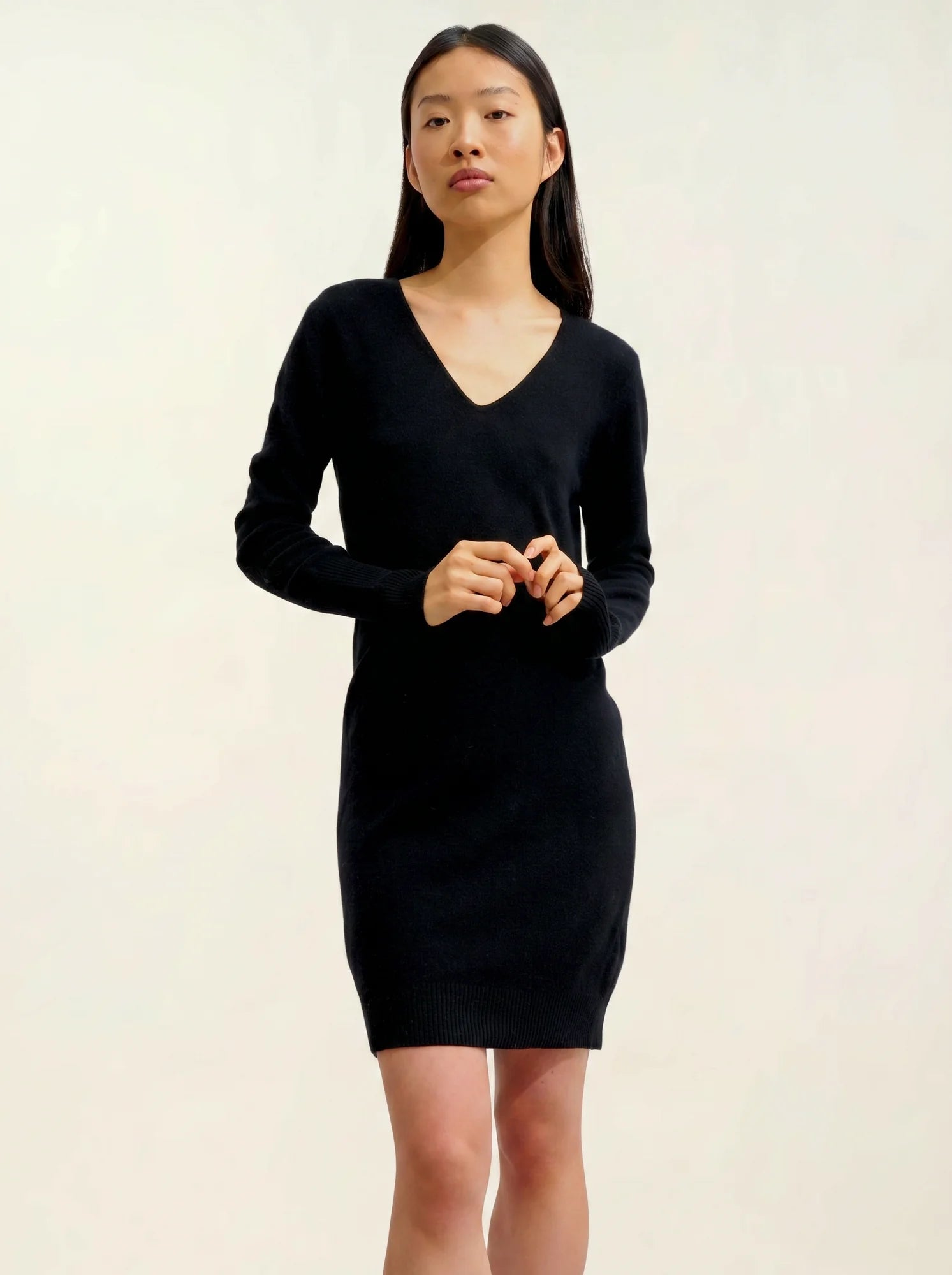 CAPELET robe col V noir
