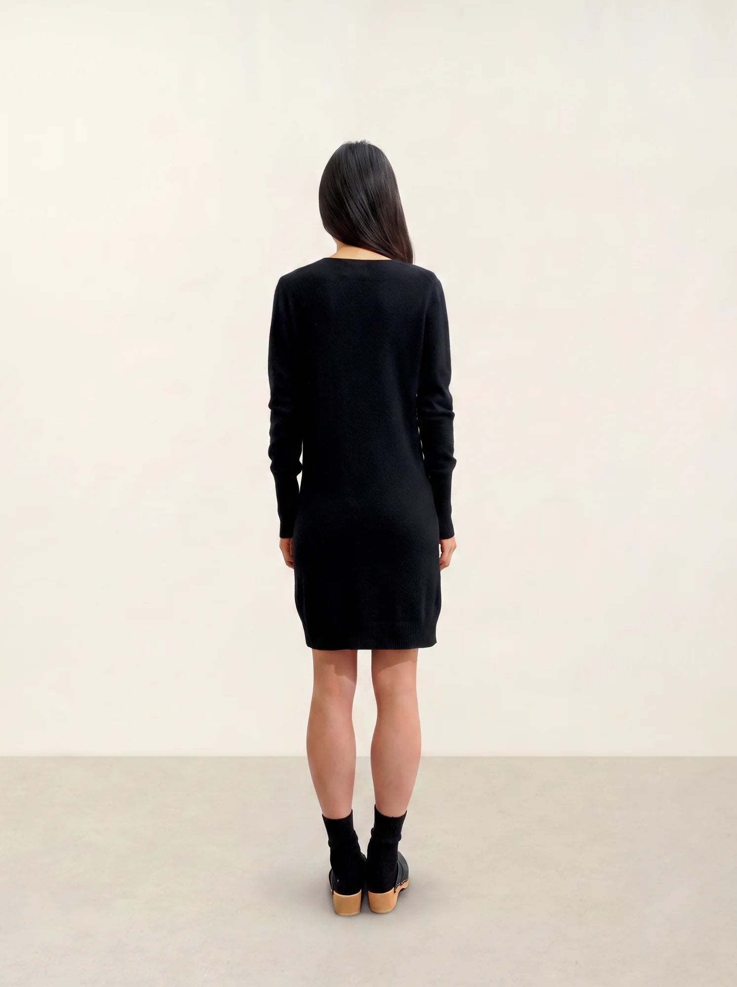 CAPELET robe col V noir