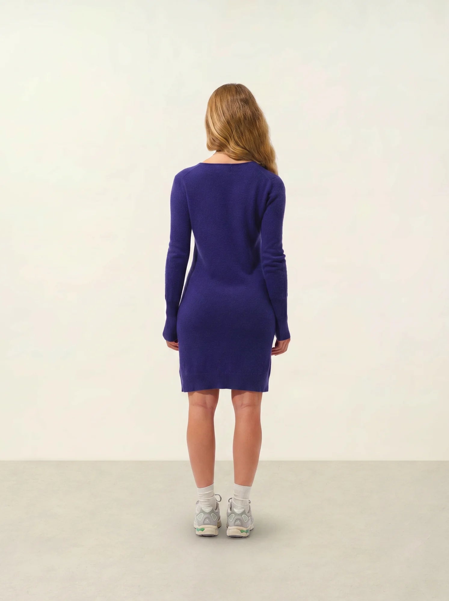 CAPELET robe col V violet
