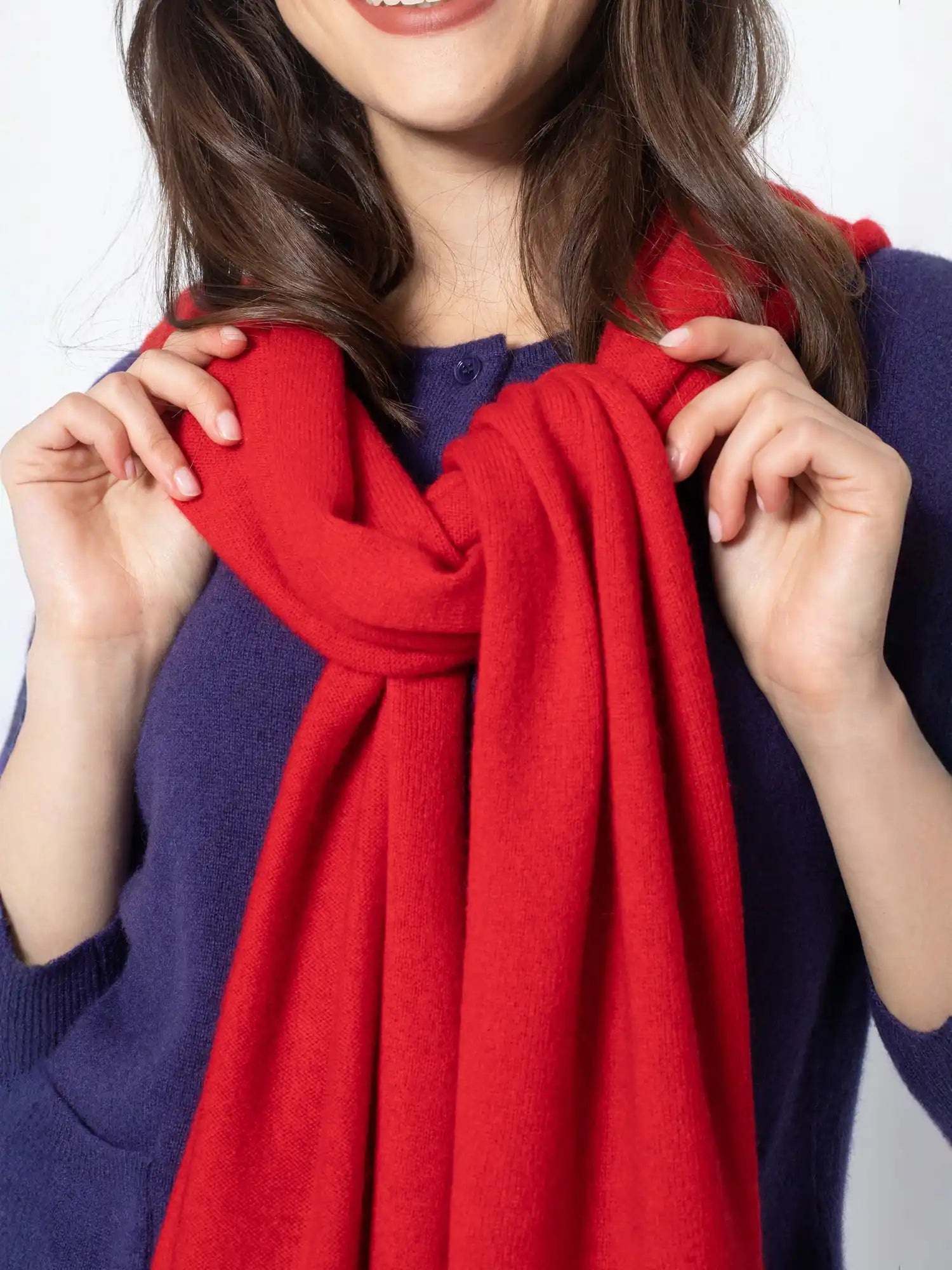 VAYMONT scarf red