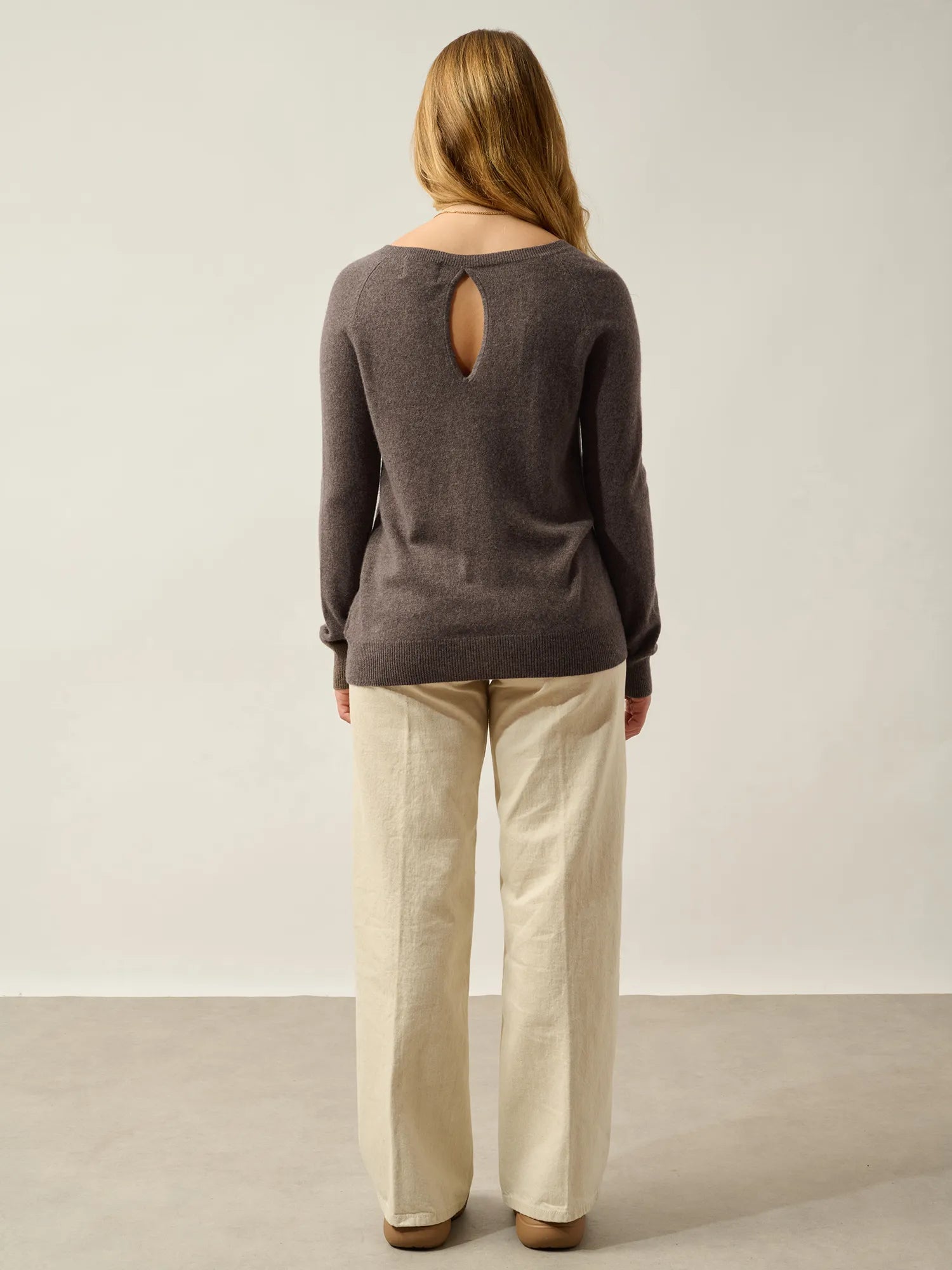 DIBONA Pullover U-Boot-Ausschnitt Tropfenausschnitt hinten Taupe meliert