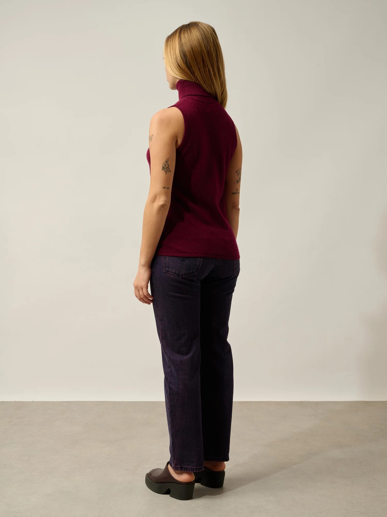 CAPUCIN pullover rollkragen ärmellos bordeaux