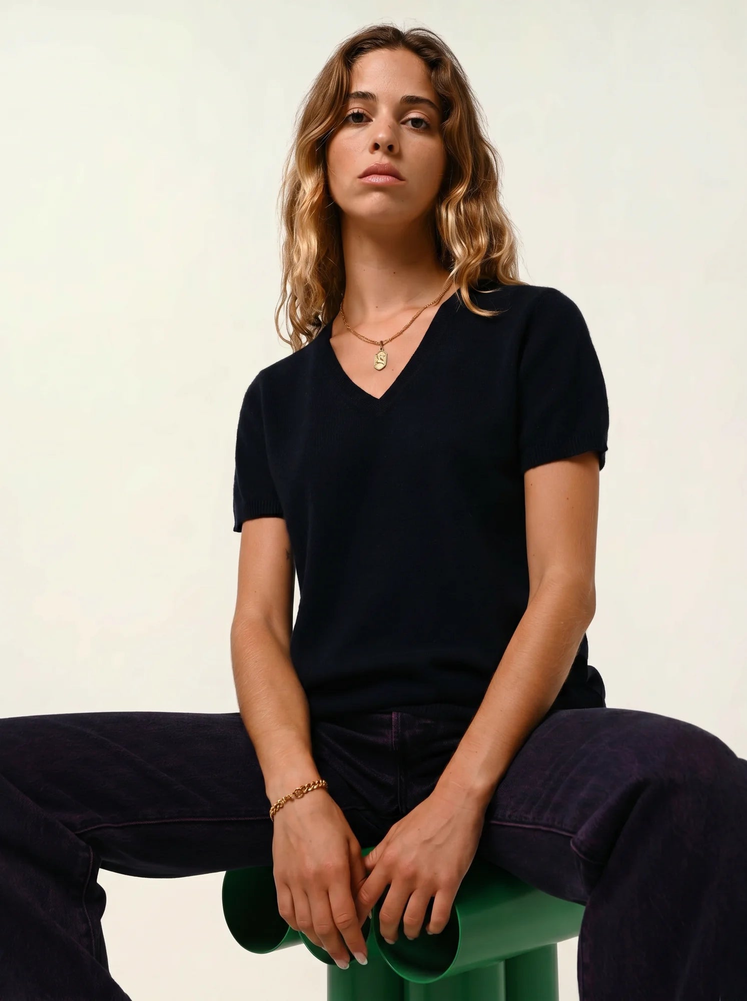 KALI t-shirt col V bleu marine