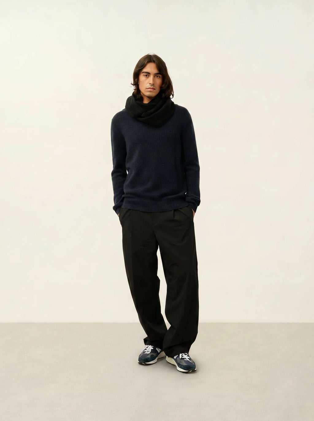 TOMMY tour de cou 4 fils noir