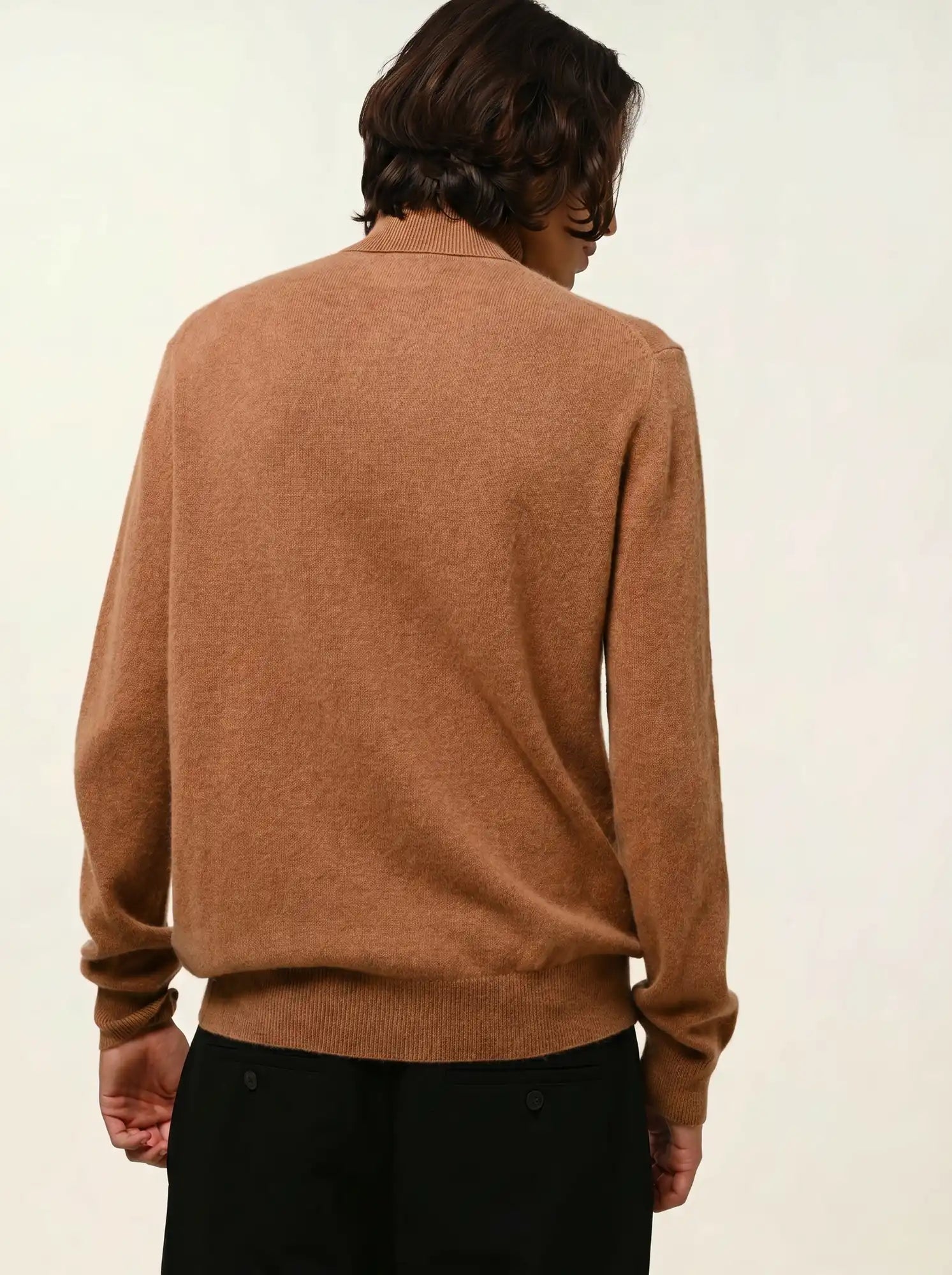 BANGE pull col roulé noisette
