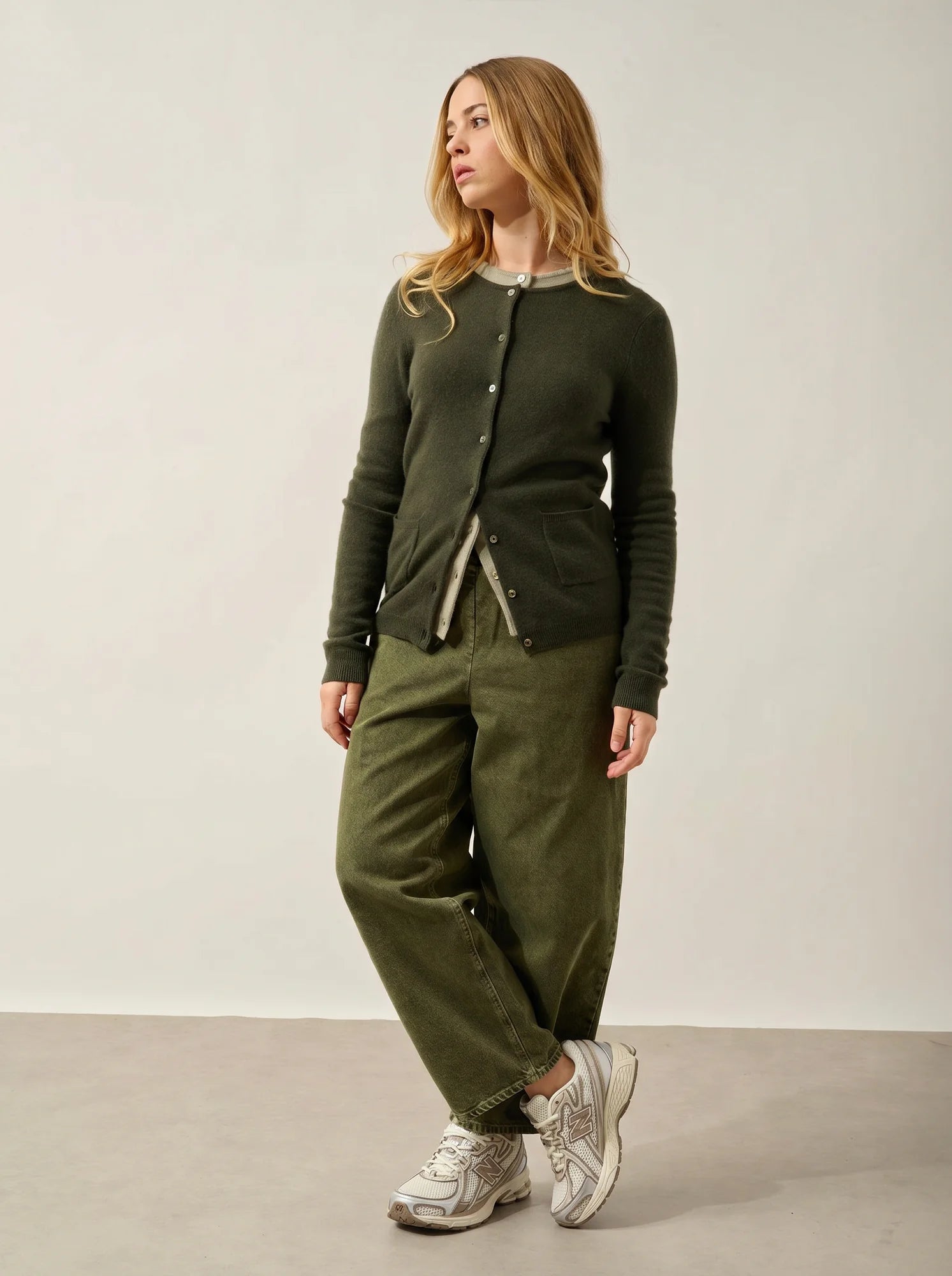 CARON cardigan col rond kaki