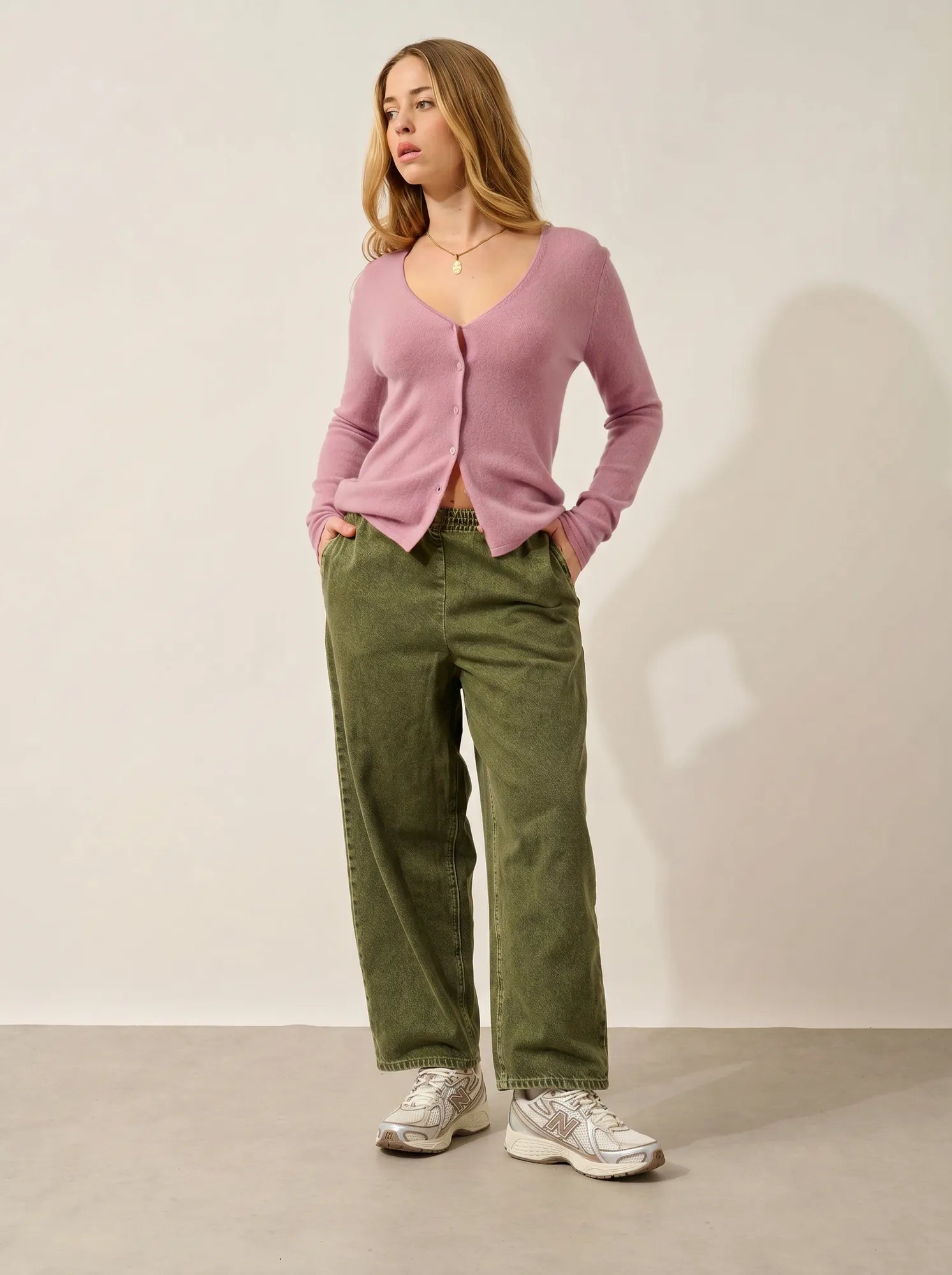 CHALAIS Strickjacke V-Ausschnitt Rosenholz