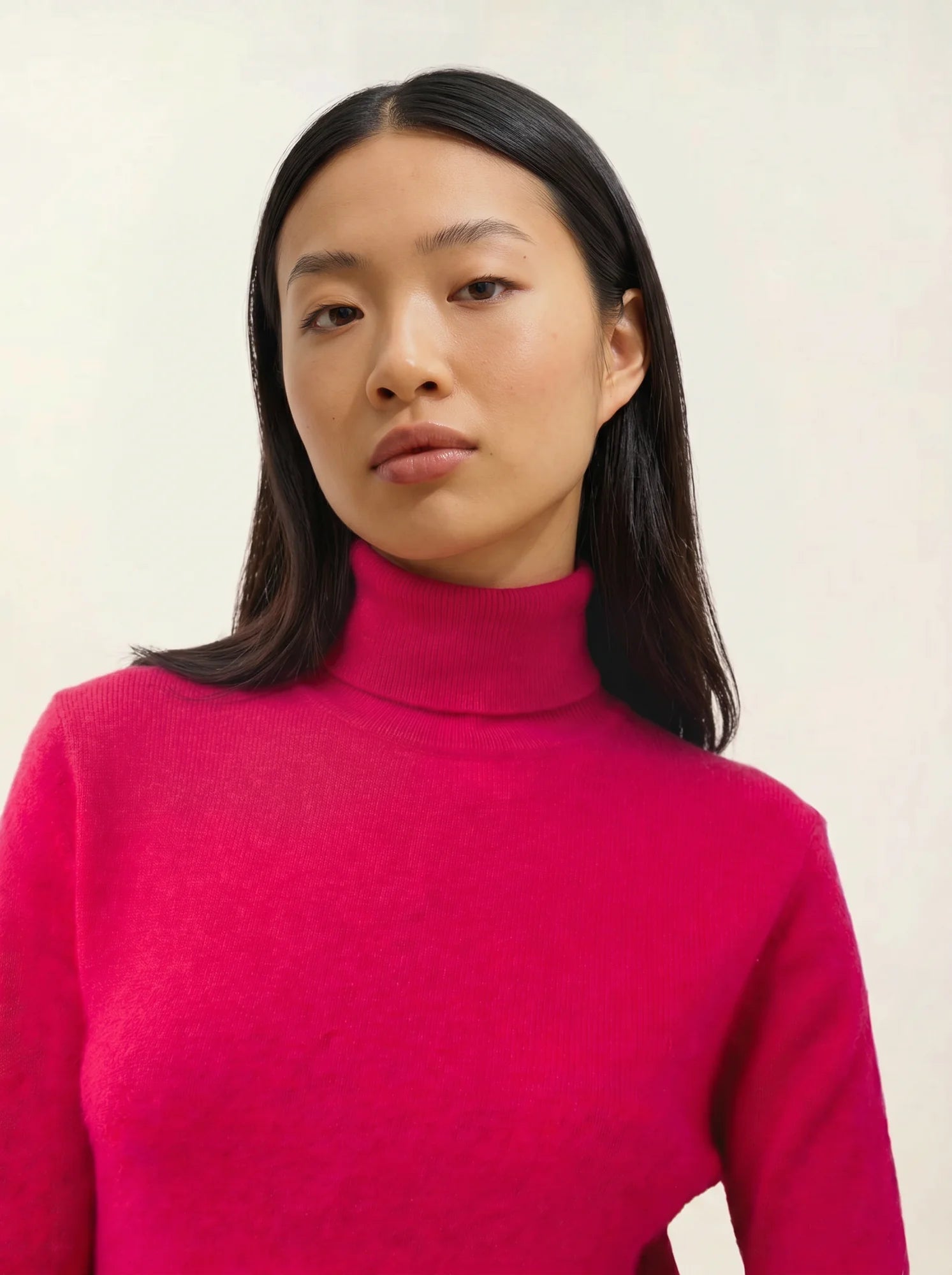 BISE pull col roulé fuchsia
