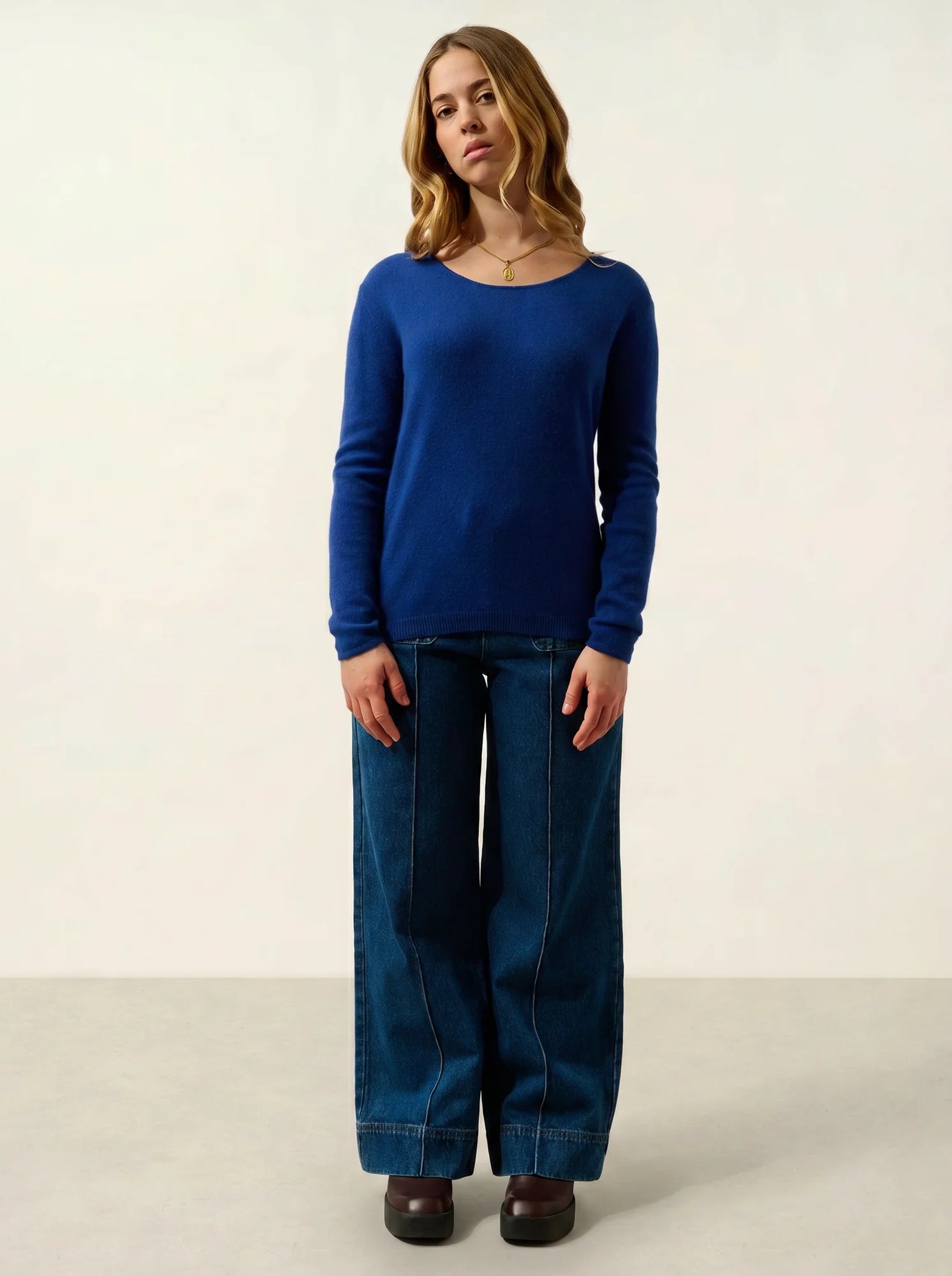 LANFON sweater crew neck ultramarine