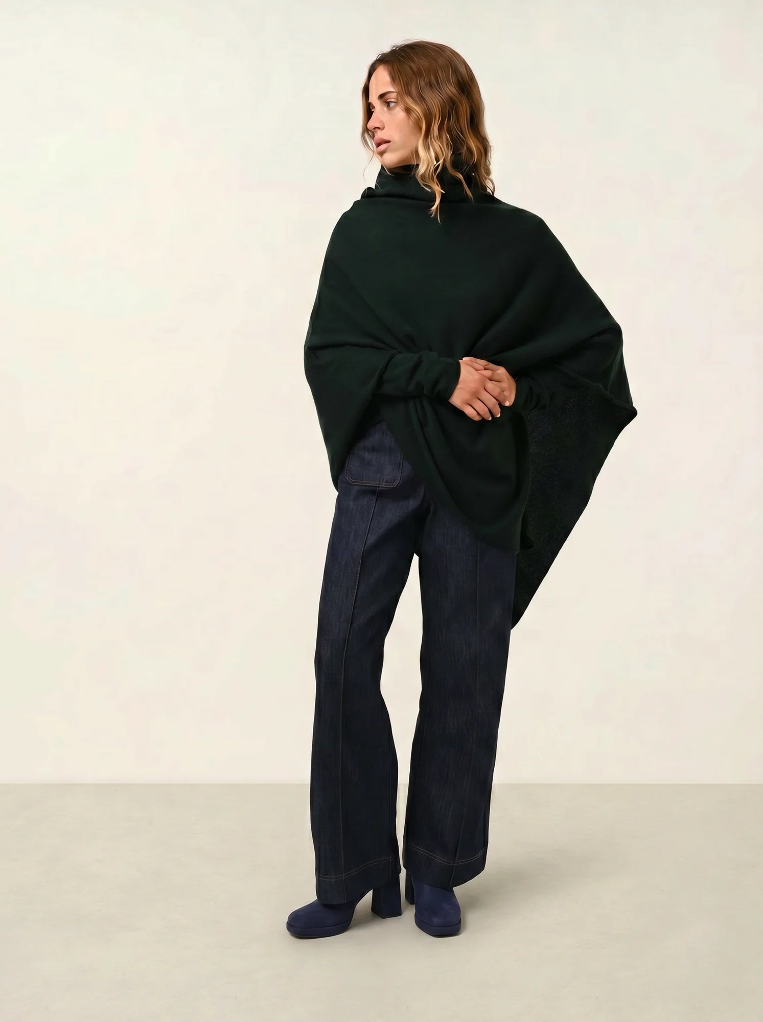 CARRA poncho cyprès