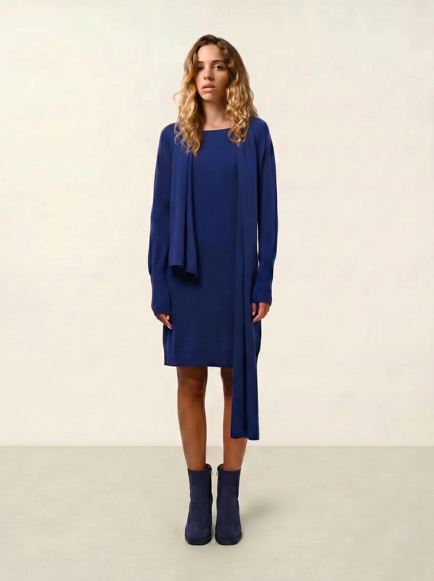 ARMET robe col rond outremer