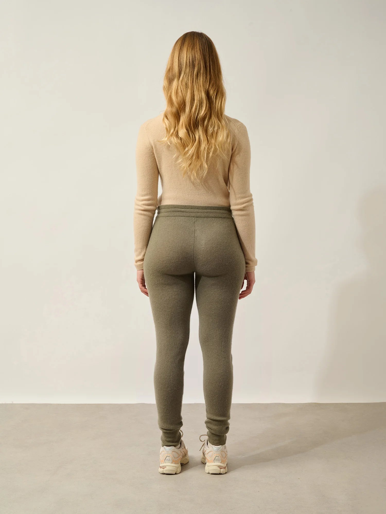FERRAND jogginghose armeegrün