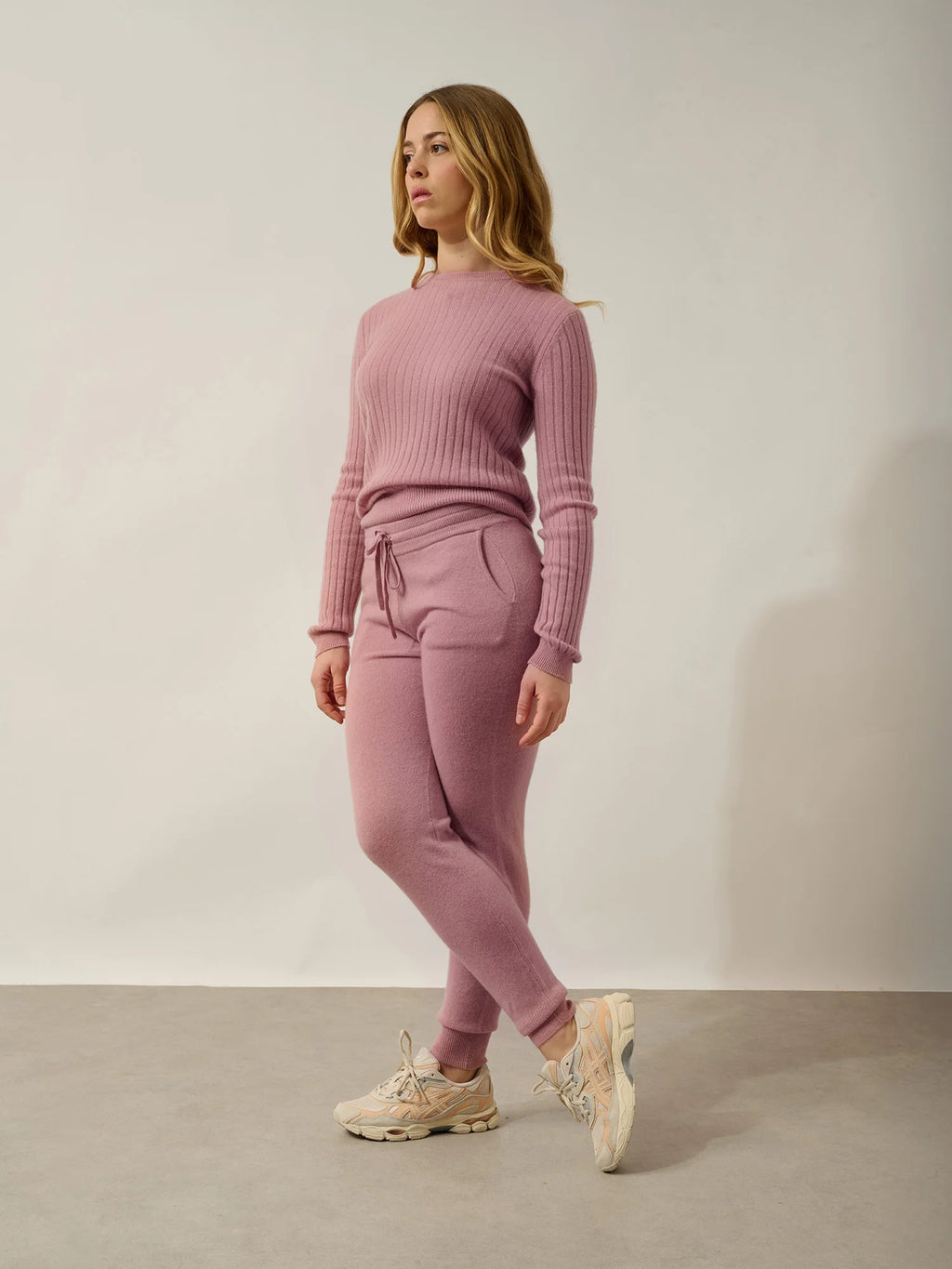FERRAND Jogginghose Rosenholz