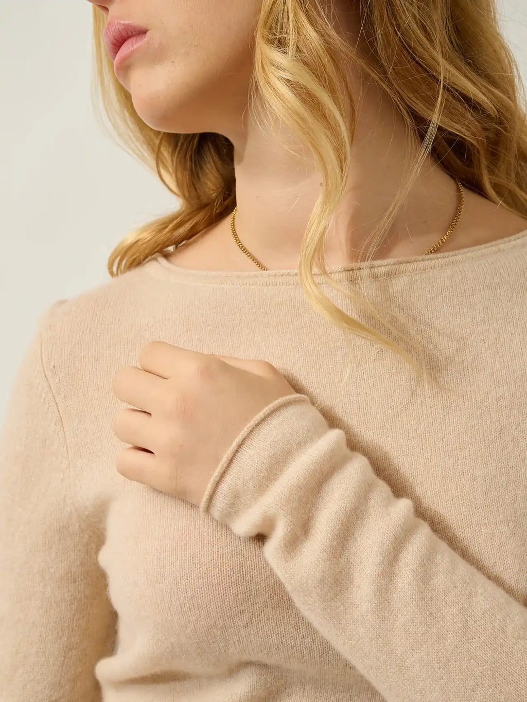 CRIOU Pullover U-Boot-Ausschnitt Sand