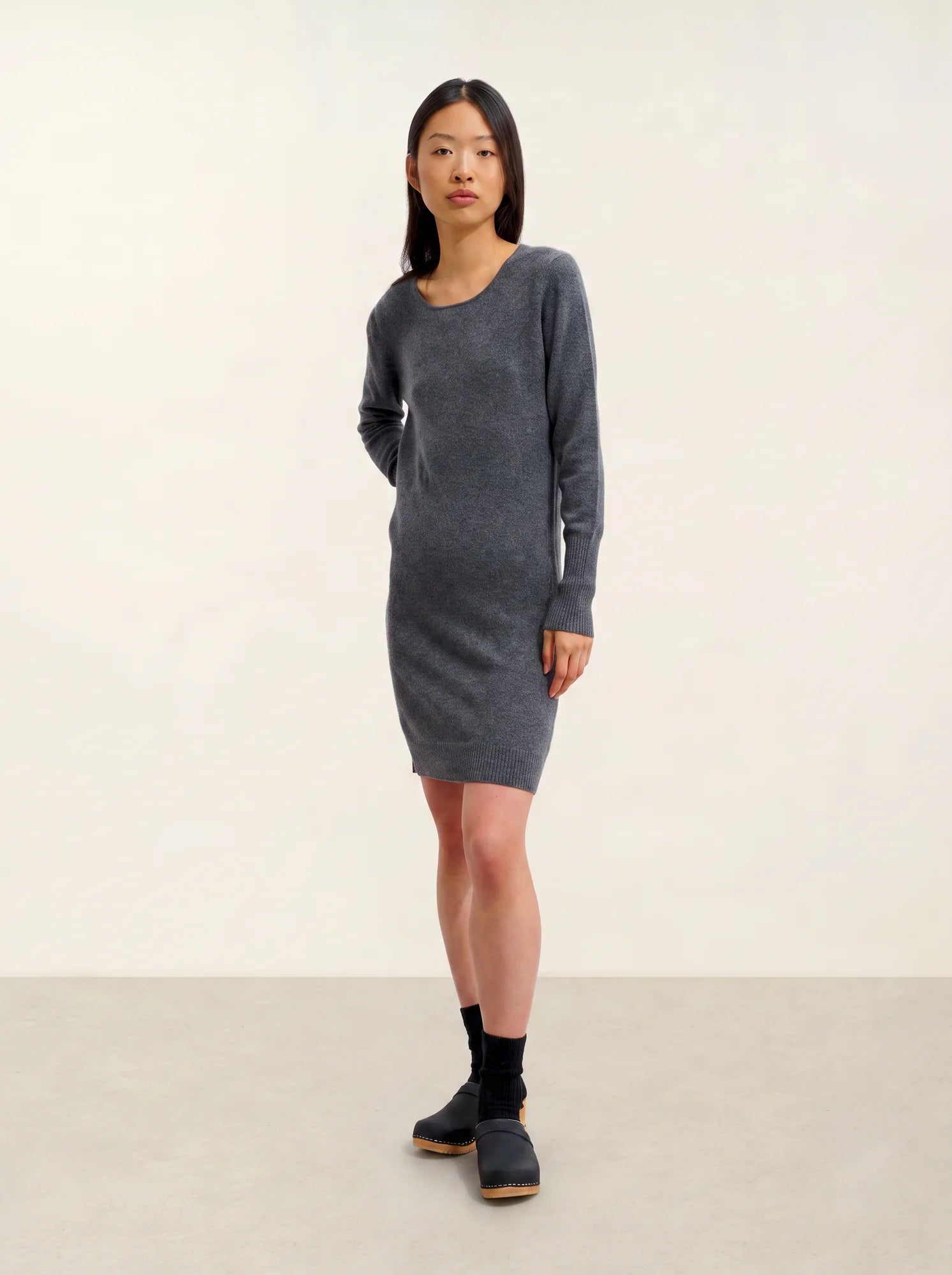 ARMET kleid rundhalsausschnitt anthrazit meliert