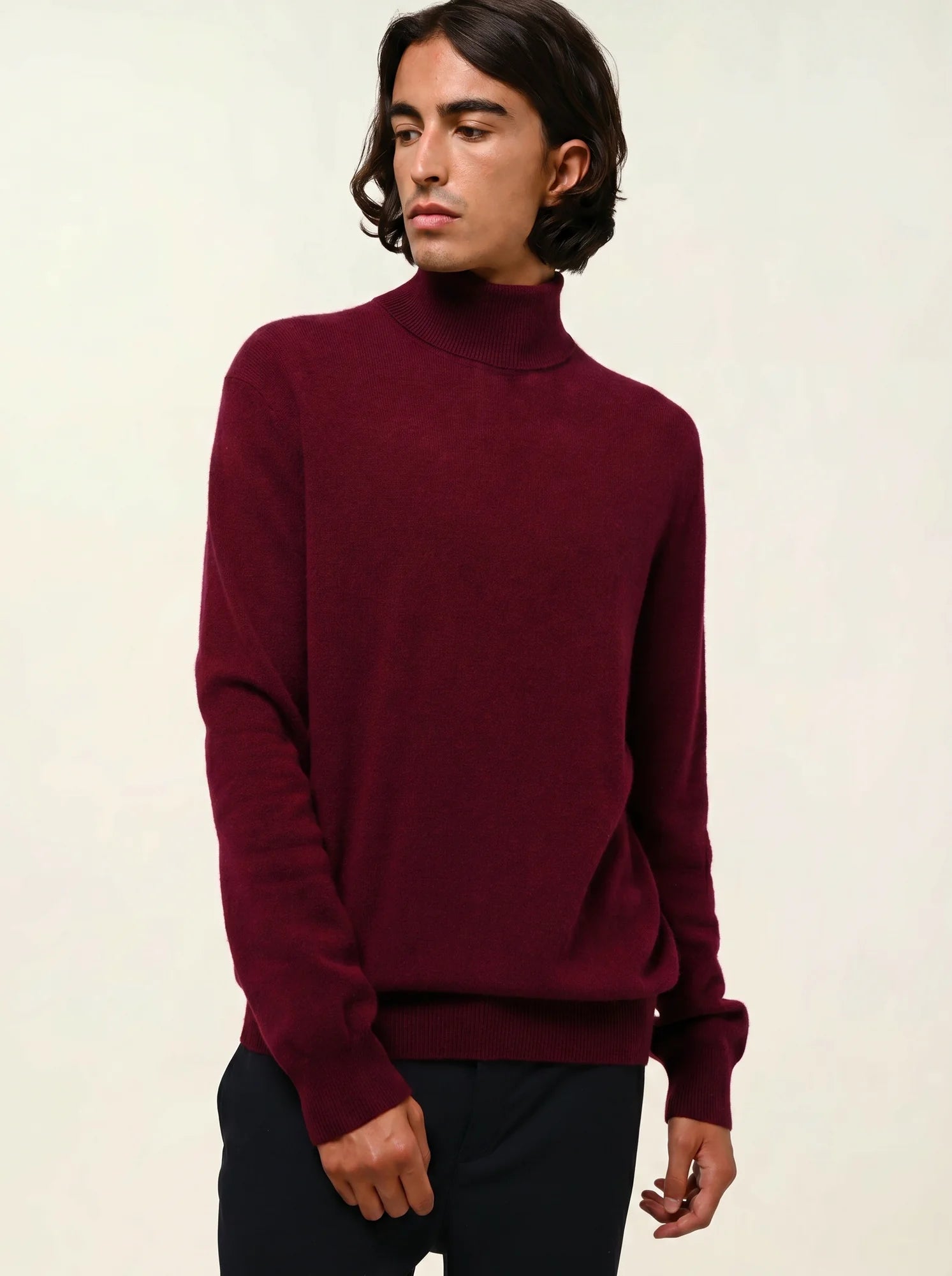 BANGE pull col roulé bordeaux