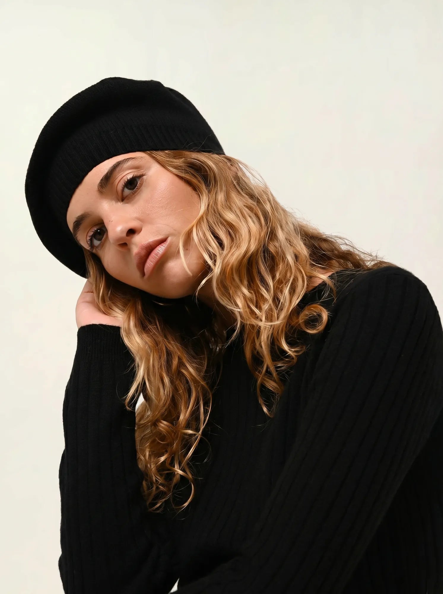 LIWI béret 4 fils noir