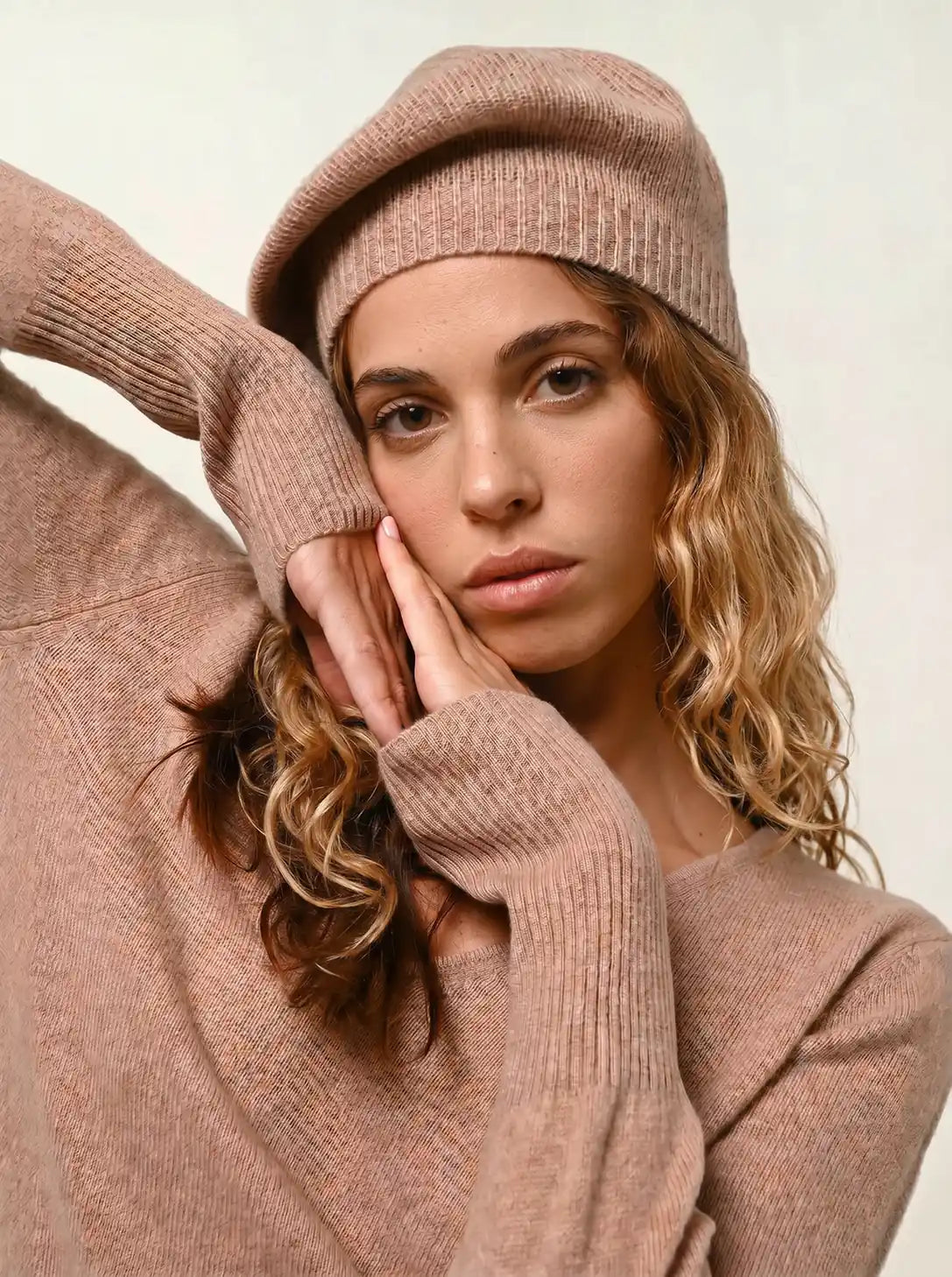 LIWI beret 4 ply heather camel