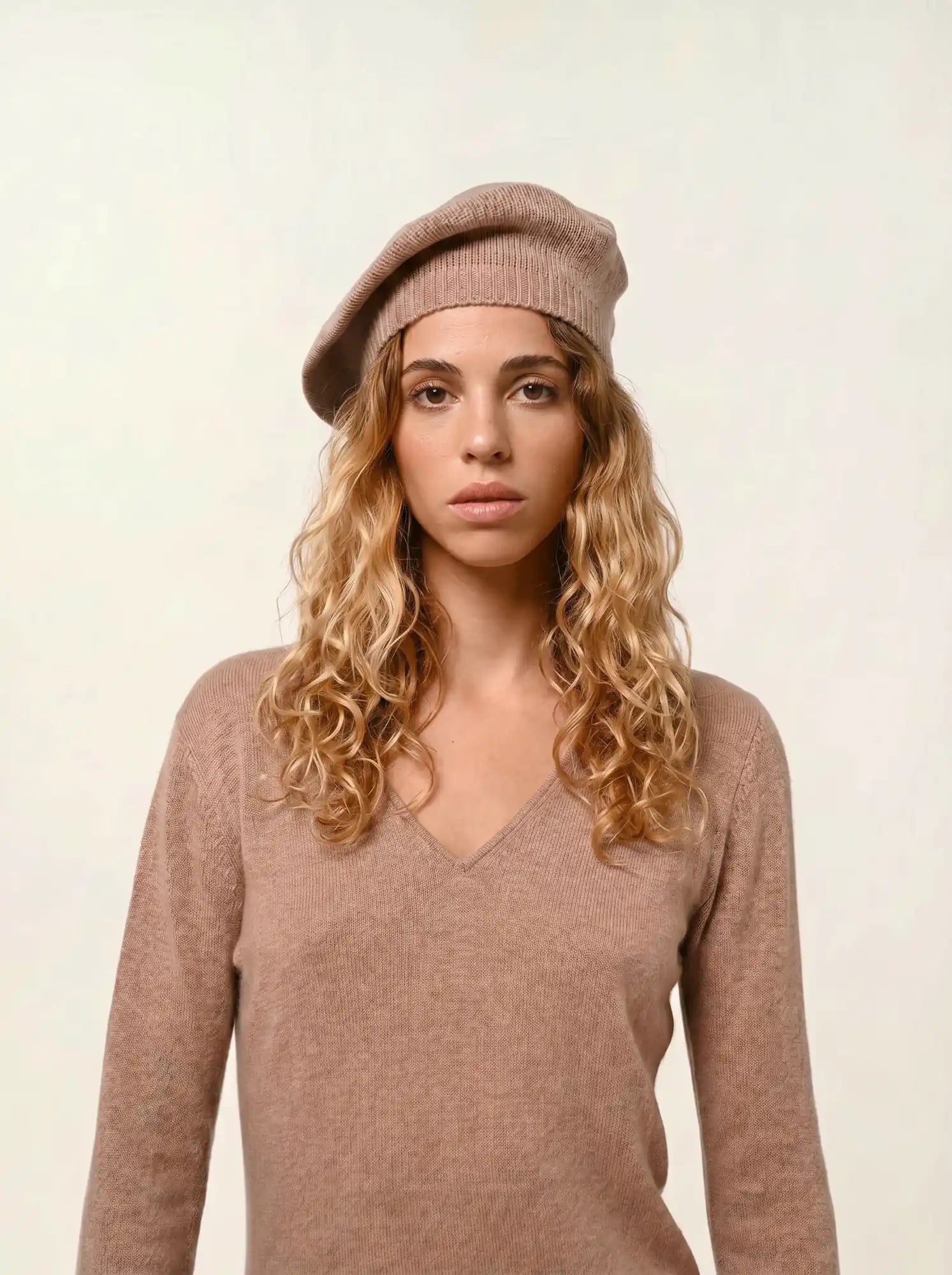 LIWI beret 4 ply heather camel