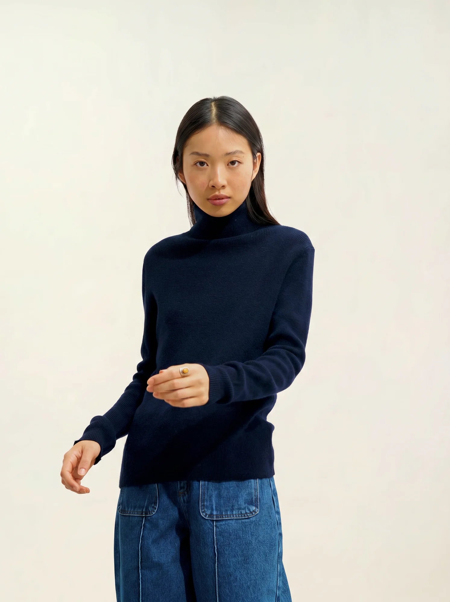 SUZIE pull col roulé bleu marine