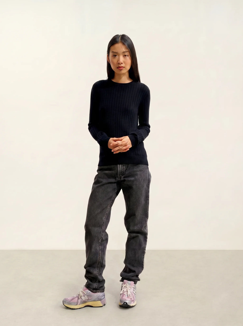 BELLA pull col rond noir