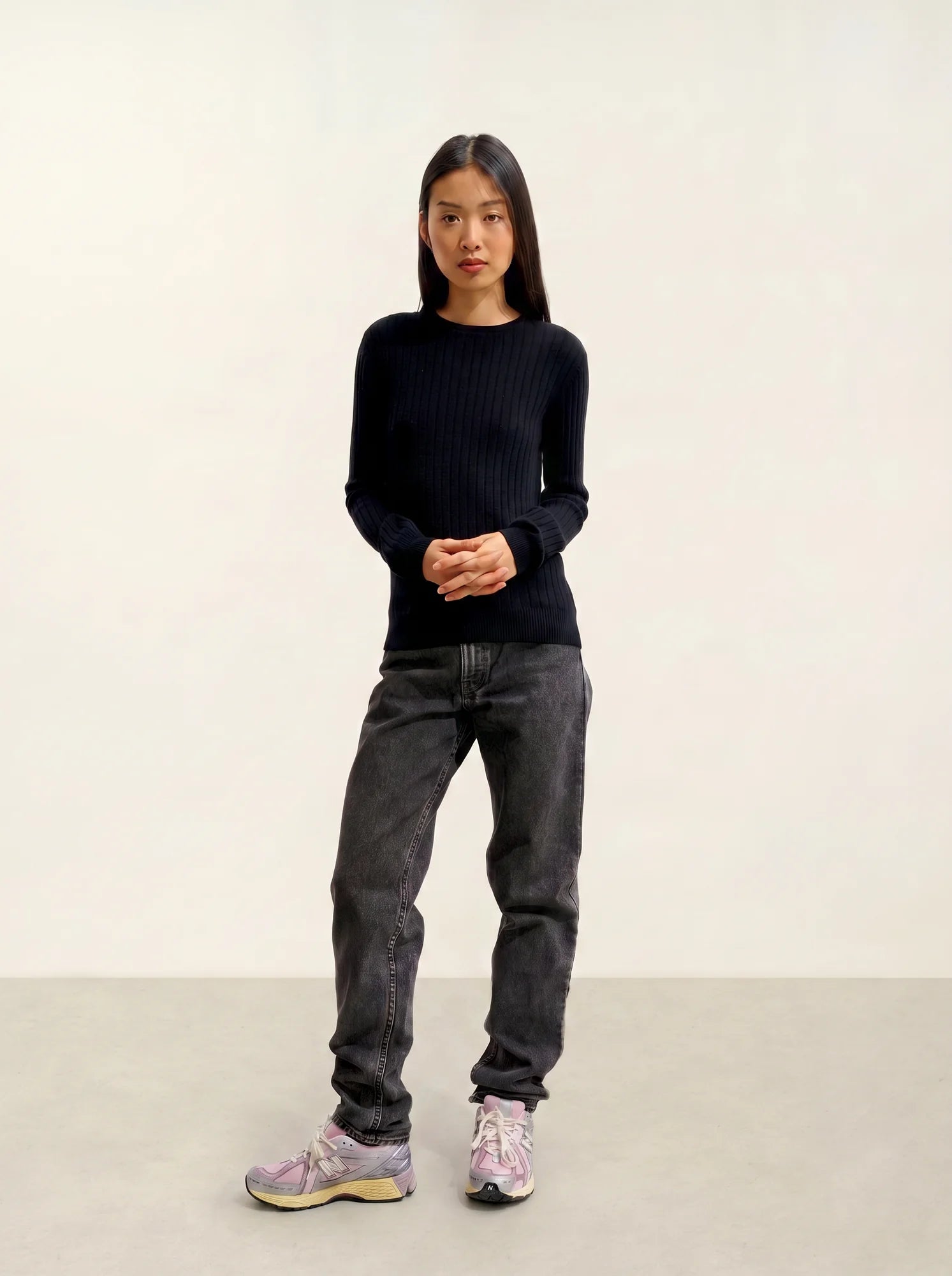 BELLA pull col rond noir