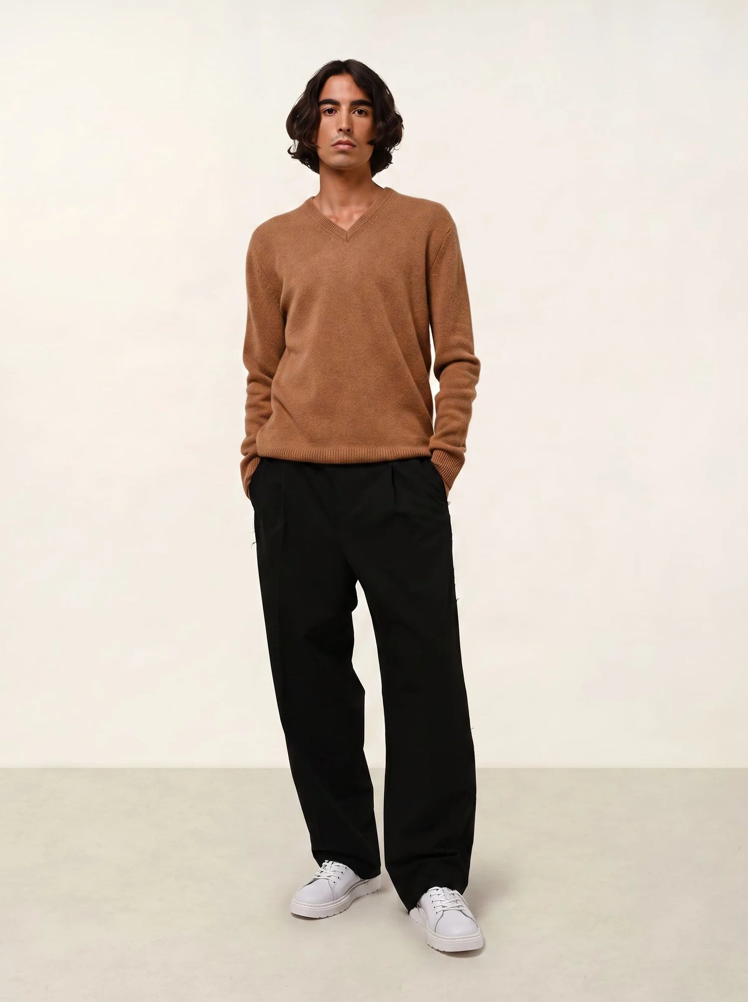 VICTOR pull col V 4 fils noisette