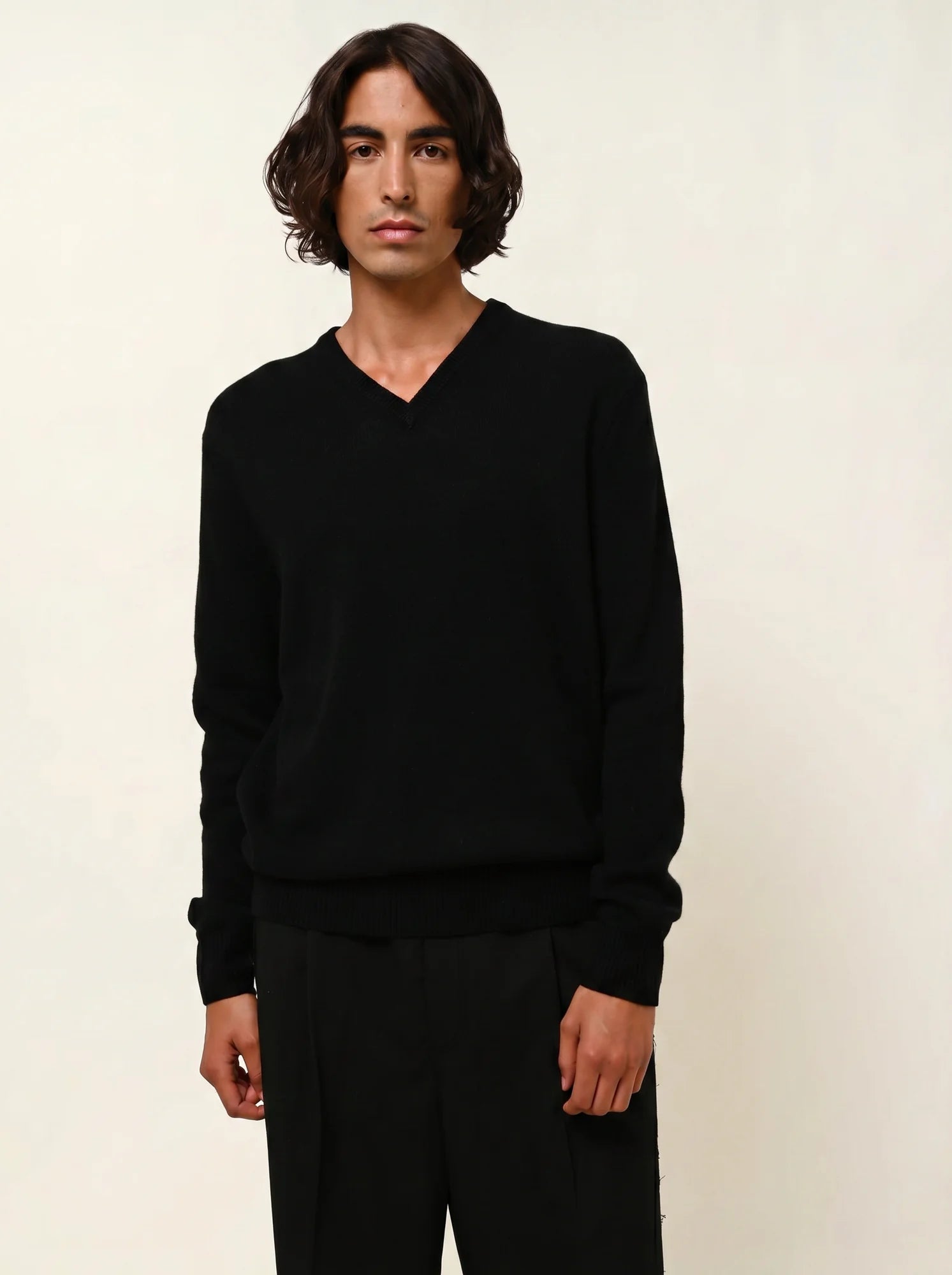 VICTOR pull col V 4 fils noir