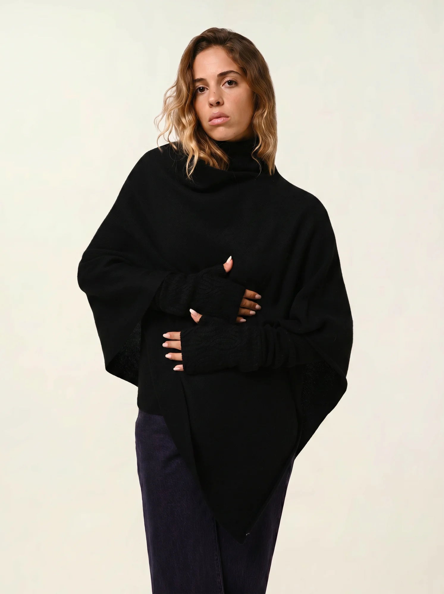 MERYL poncho 4 fils noir