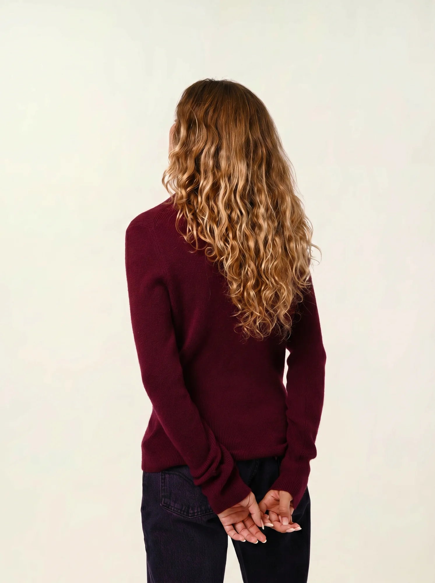 SUZIE pull col roulé bordeaux