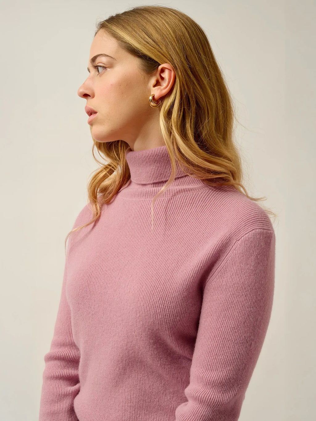 SUZIE pull col roulé bois de rose